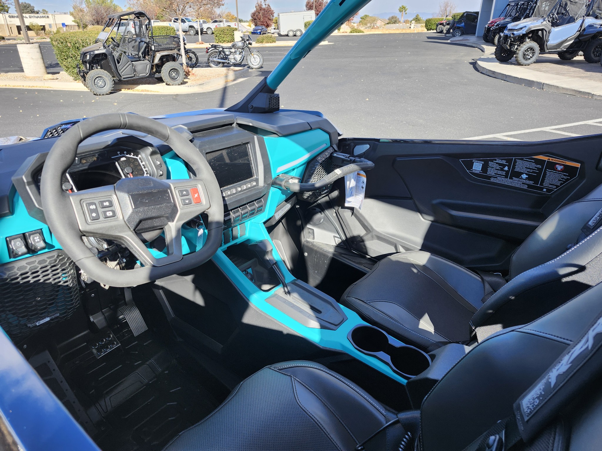 2025 Polaris RZR PRO R 4 ULT - BLACK CRYSTAL / RAD GREEN Ultimate - Photo 6