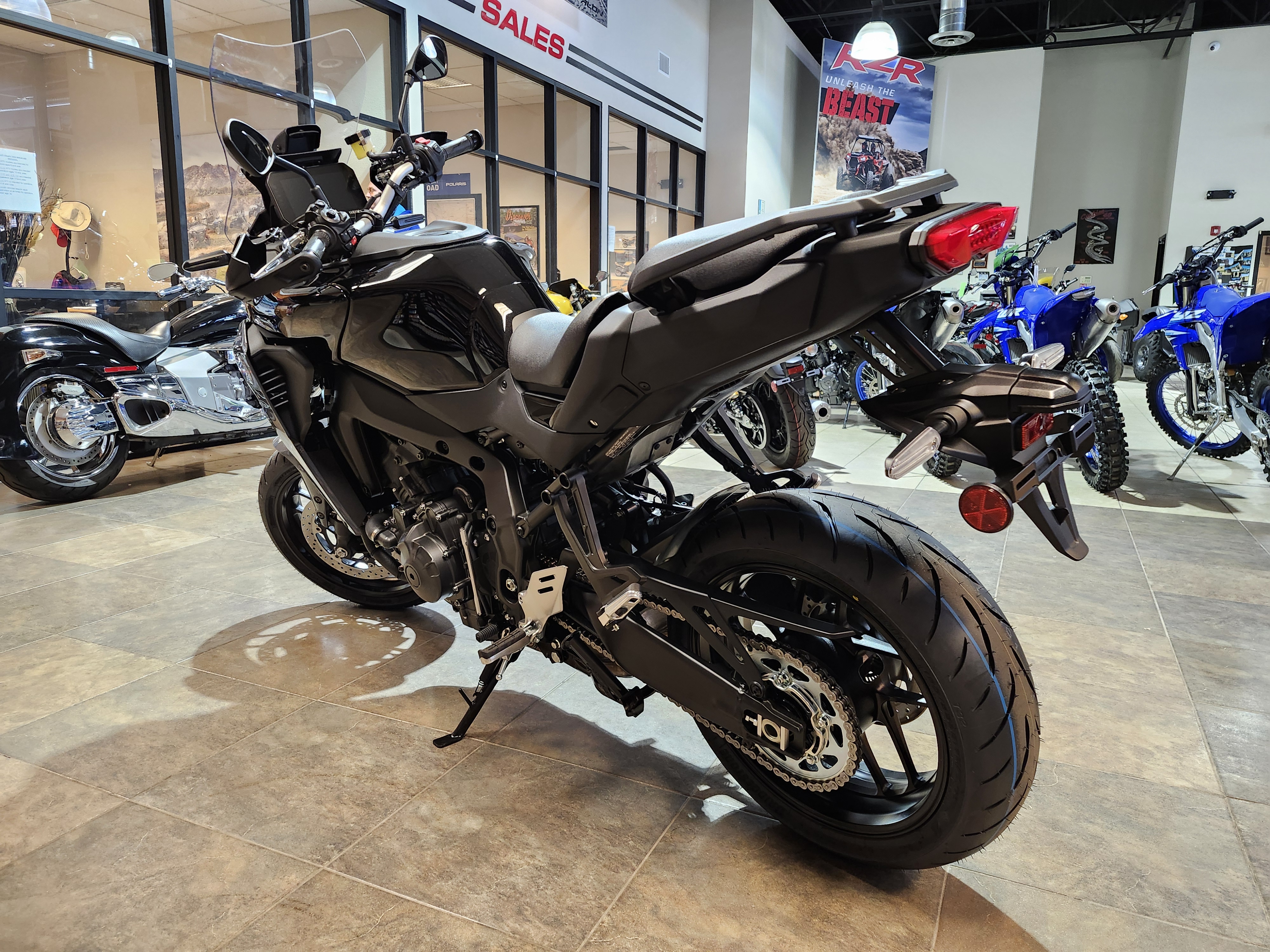 2025 Yamaha TRACER 9 - Photo 3
