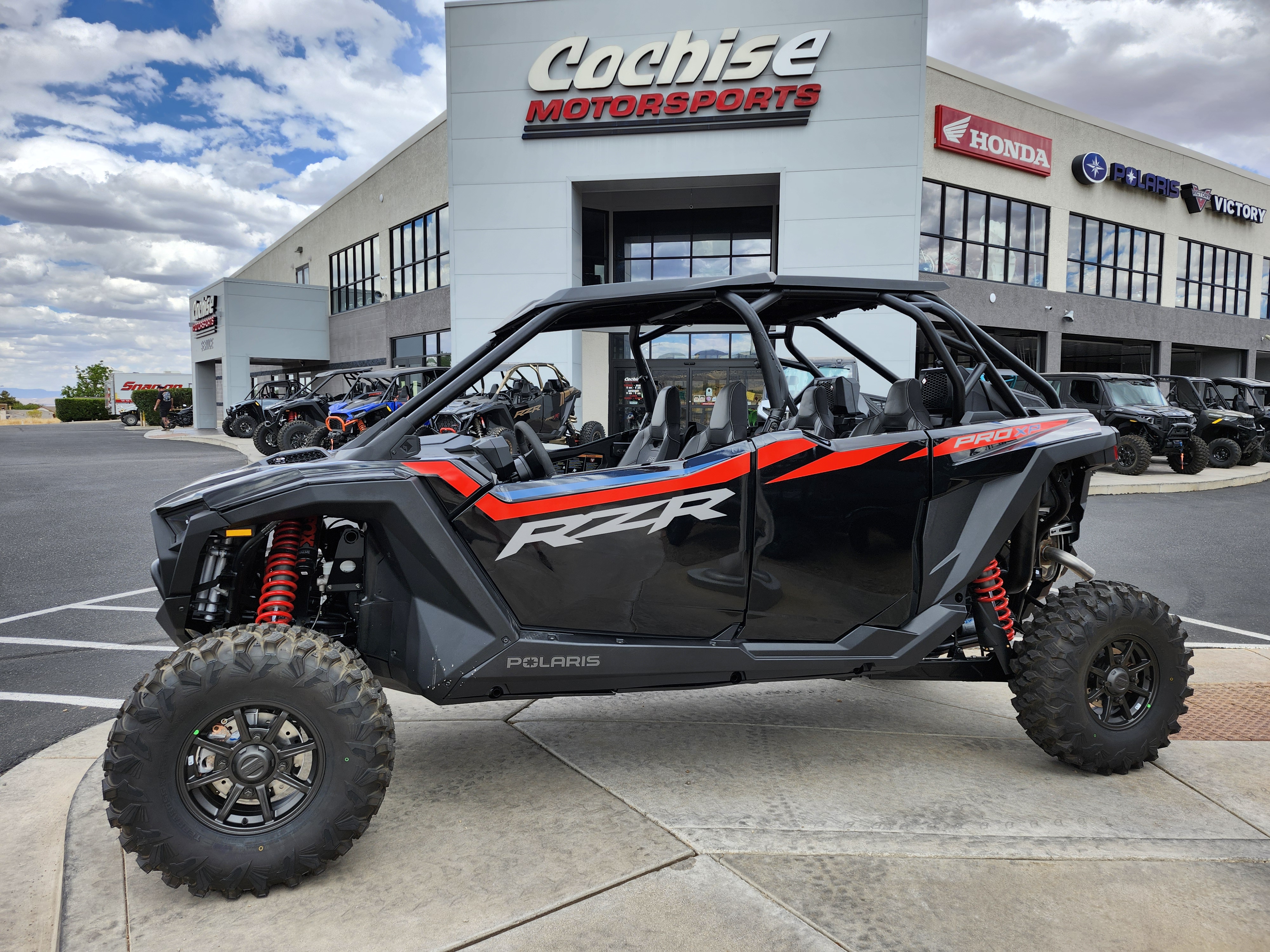 2025 Polaris RZR PRO XP 4 ULTIMATE - ONYX BLACK Ultimate