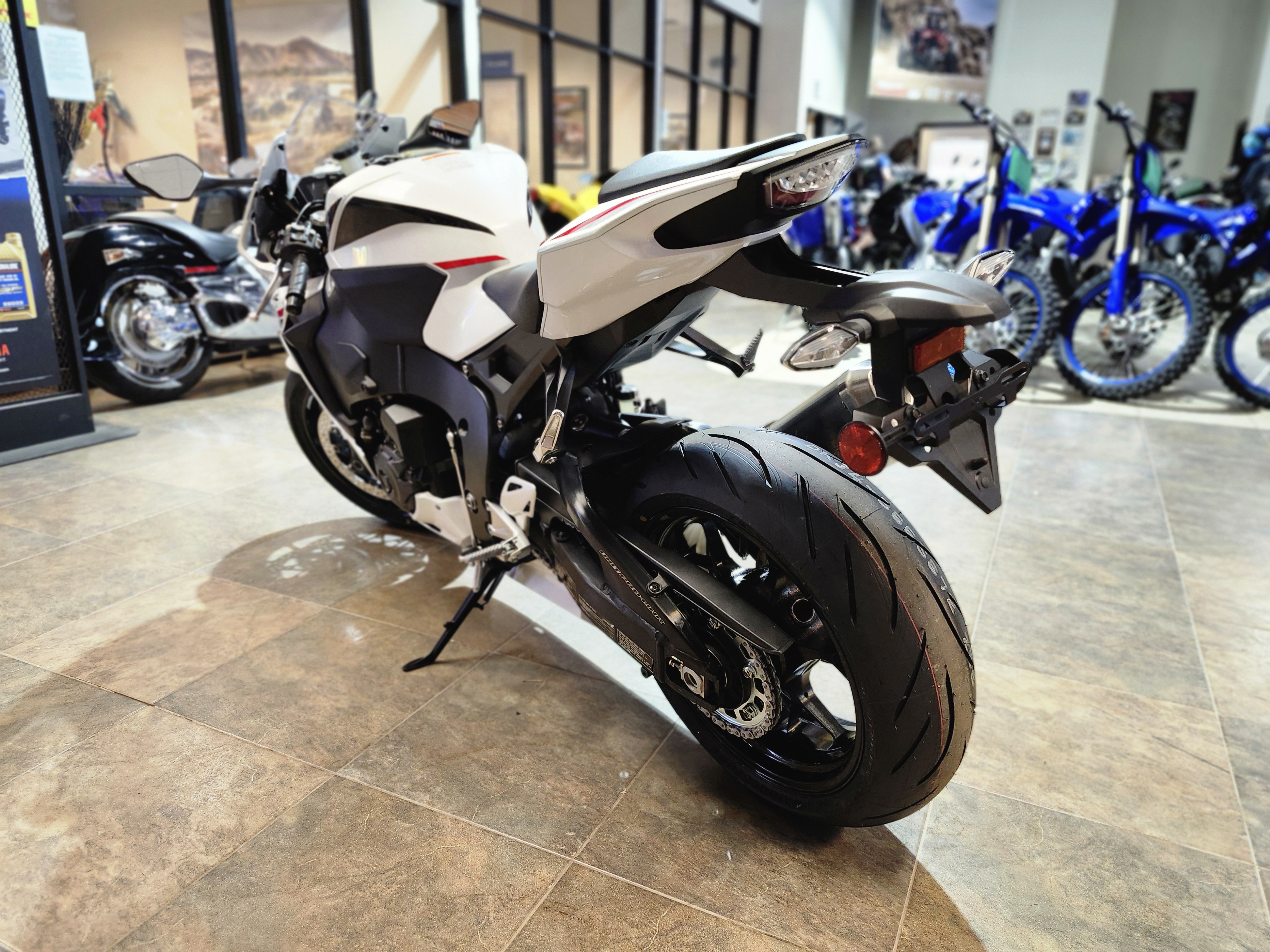 2026 Honda CBR1000RR Base - Photo 3