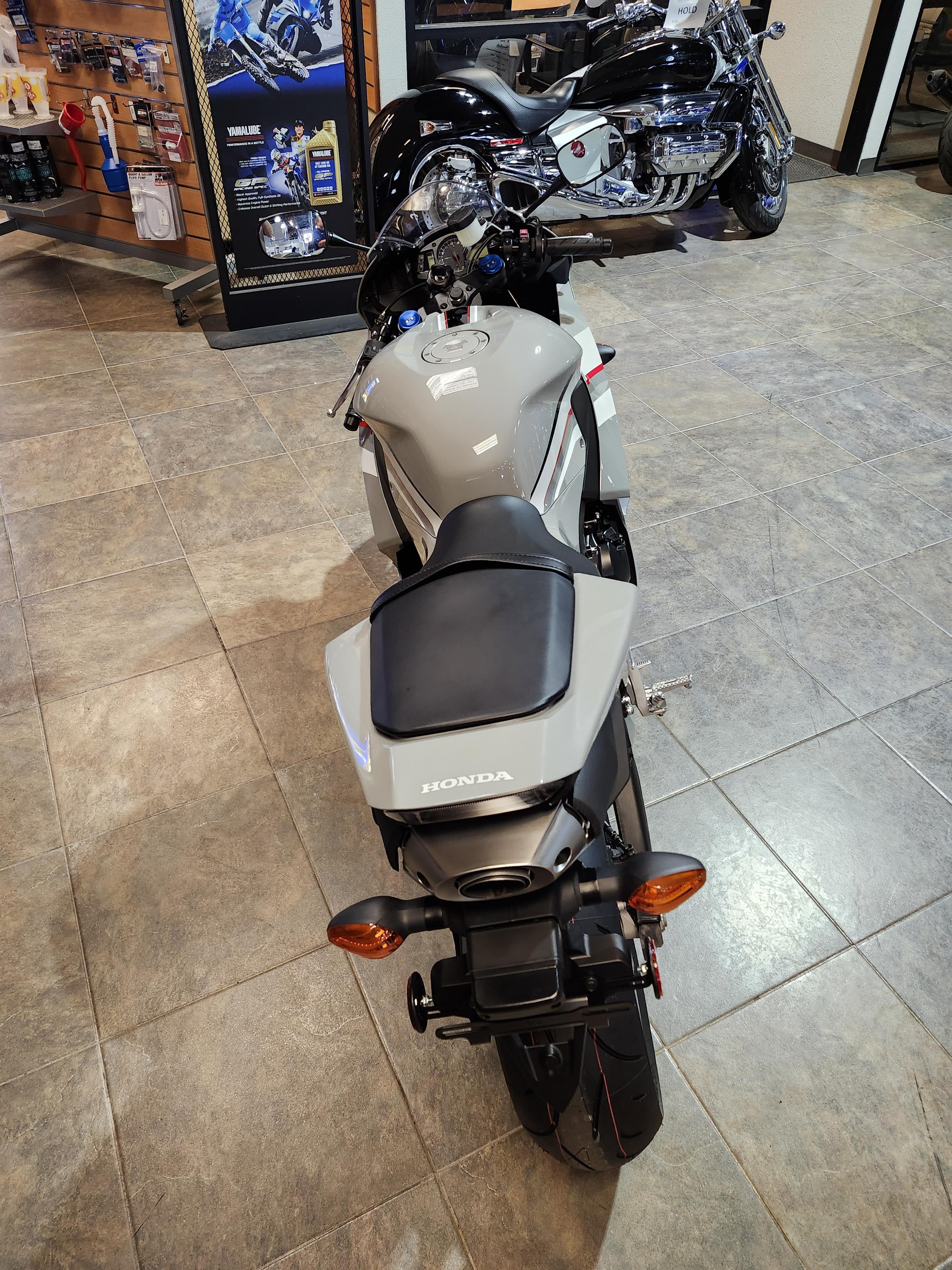 2026 Honda CBR600RR Base - Photo 2