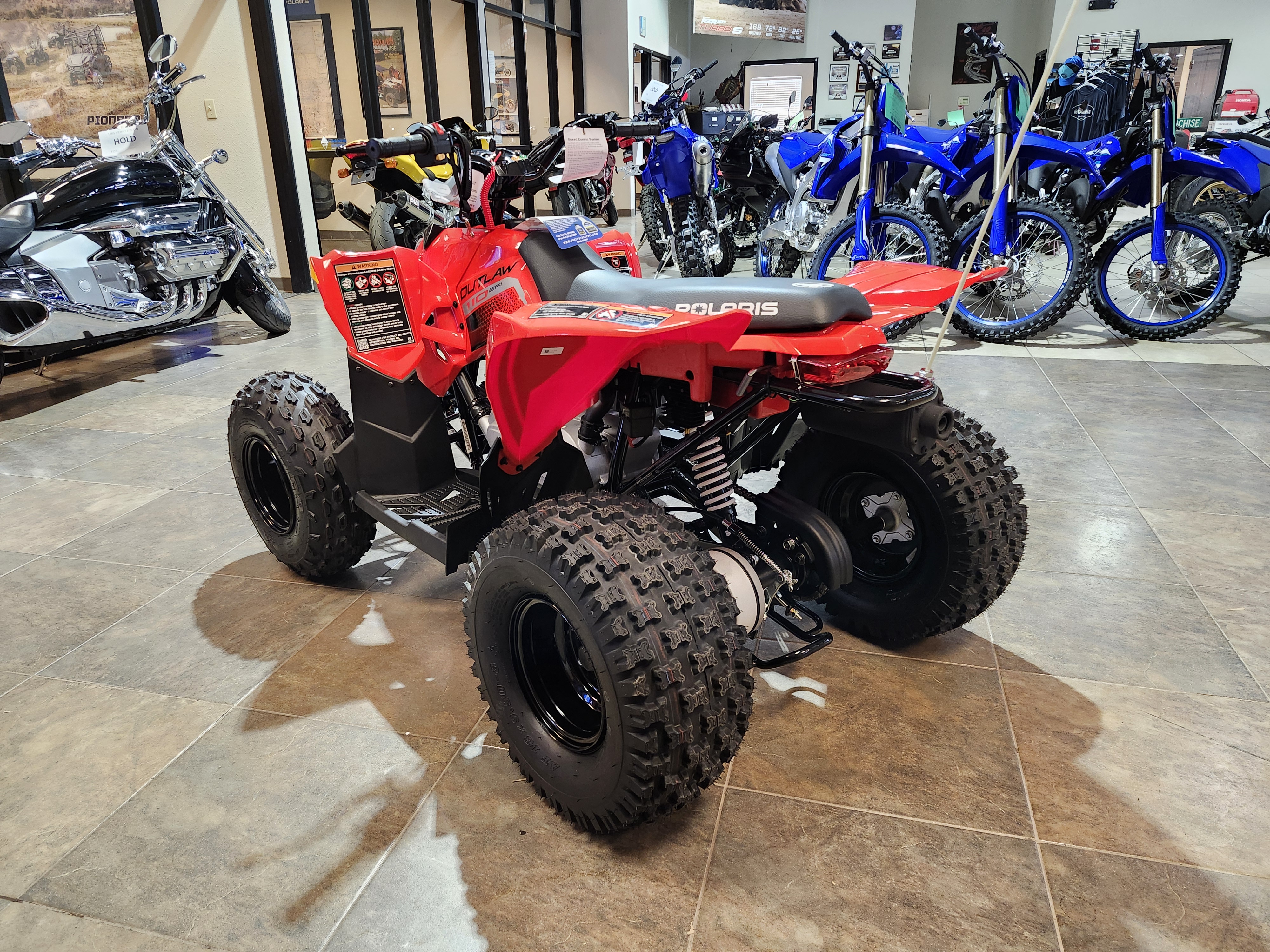 2026 Polaris OUTLAW 110 INDY RED 110 EFI - Photo 3