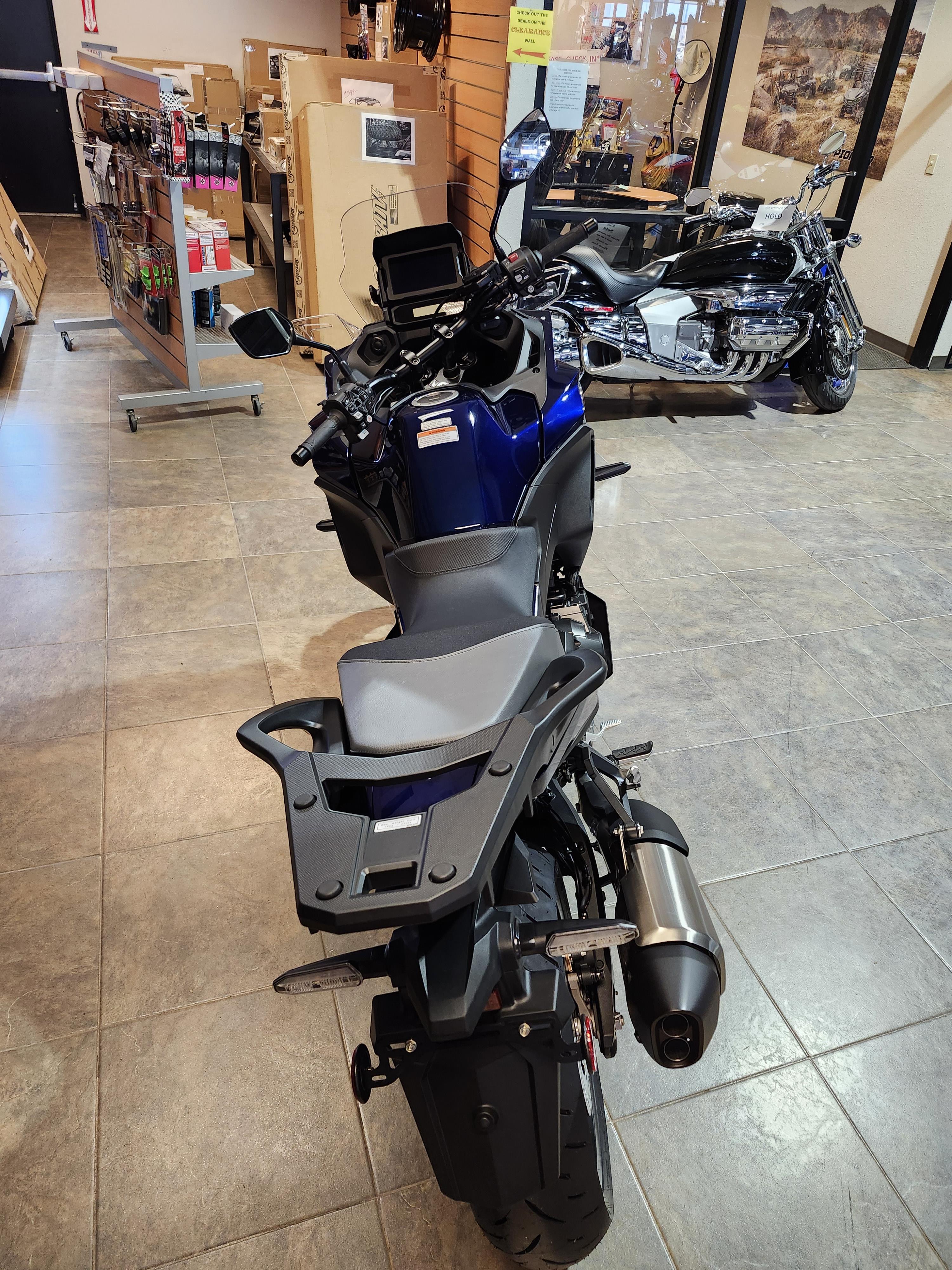 2025 Honda NT1100 DCT - Photo 2