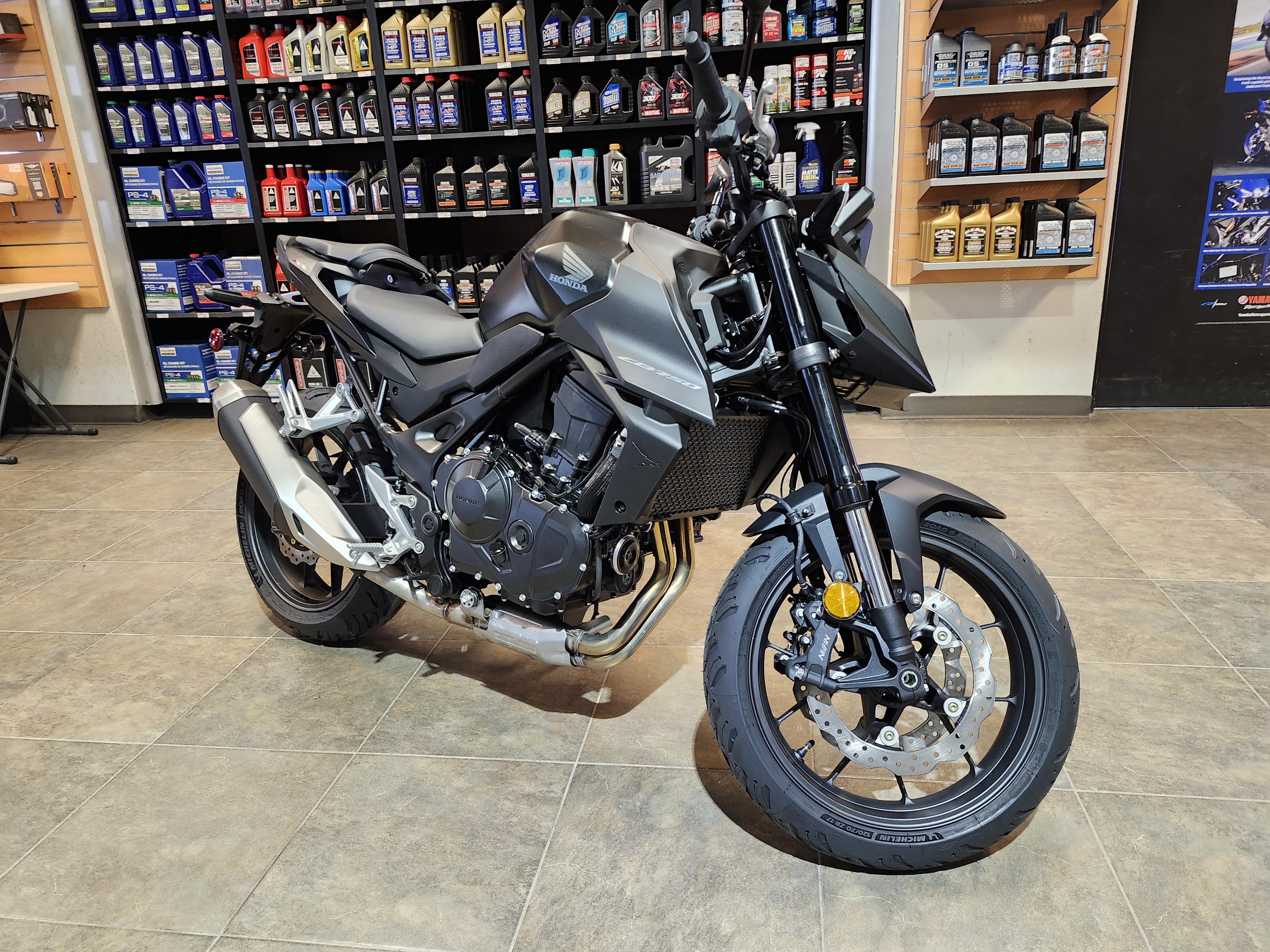 2025 Honda CB750 Hornet Base