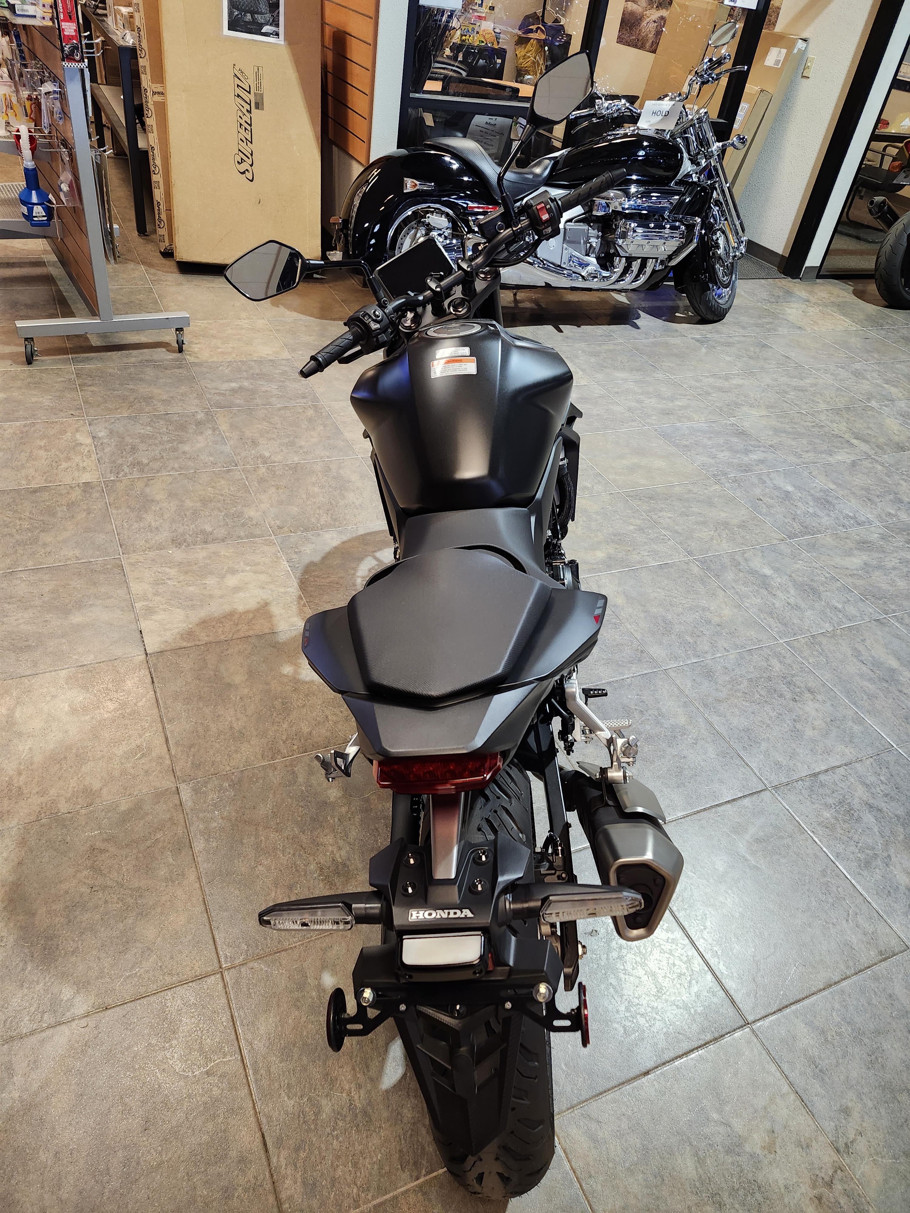 2025 Honda CB750 Hornet Base - Photo 2