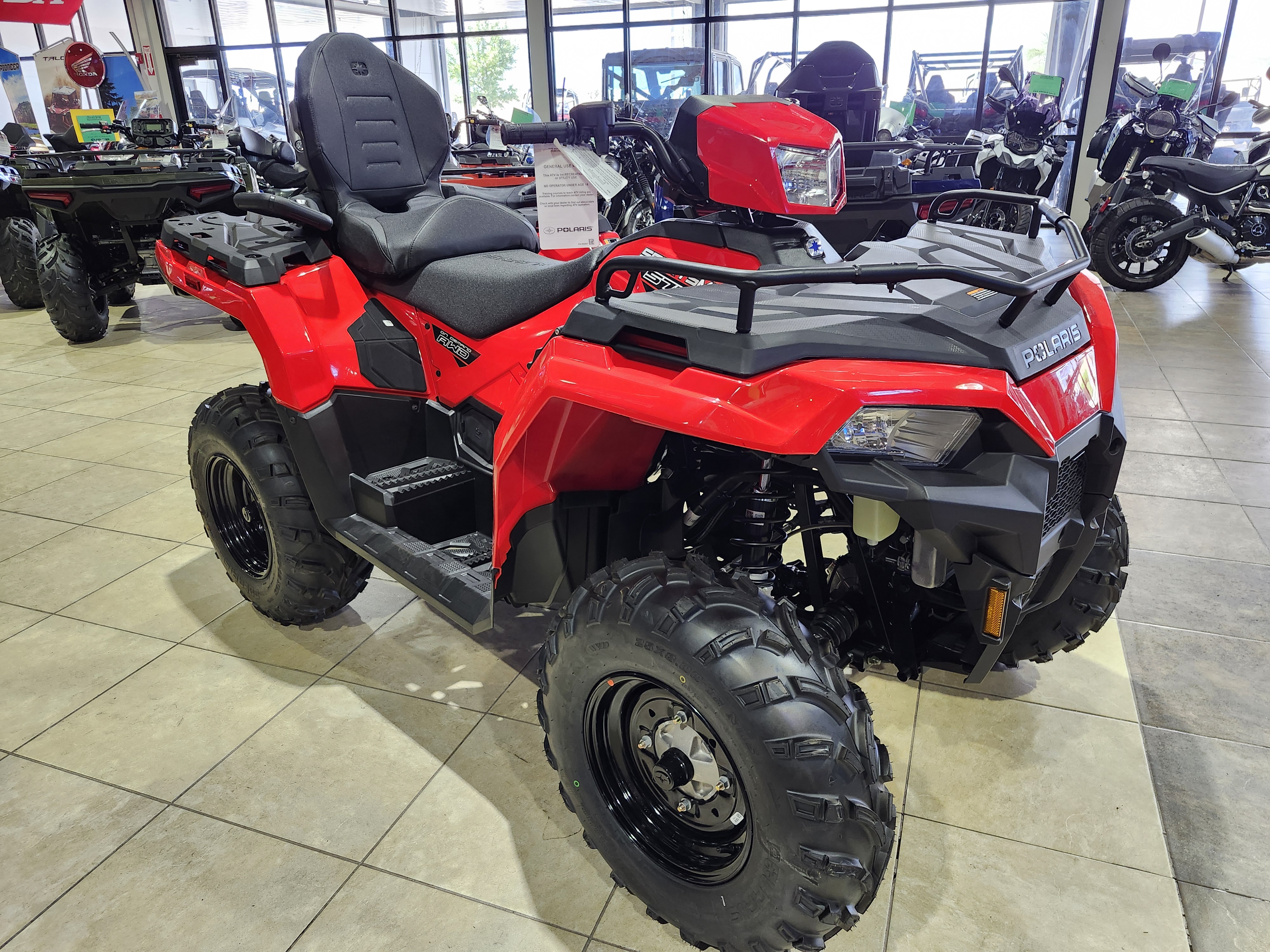 2025 Polaris SPORTSMAN TOURING 570 - INDY RED Base