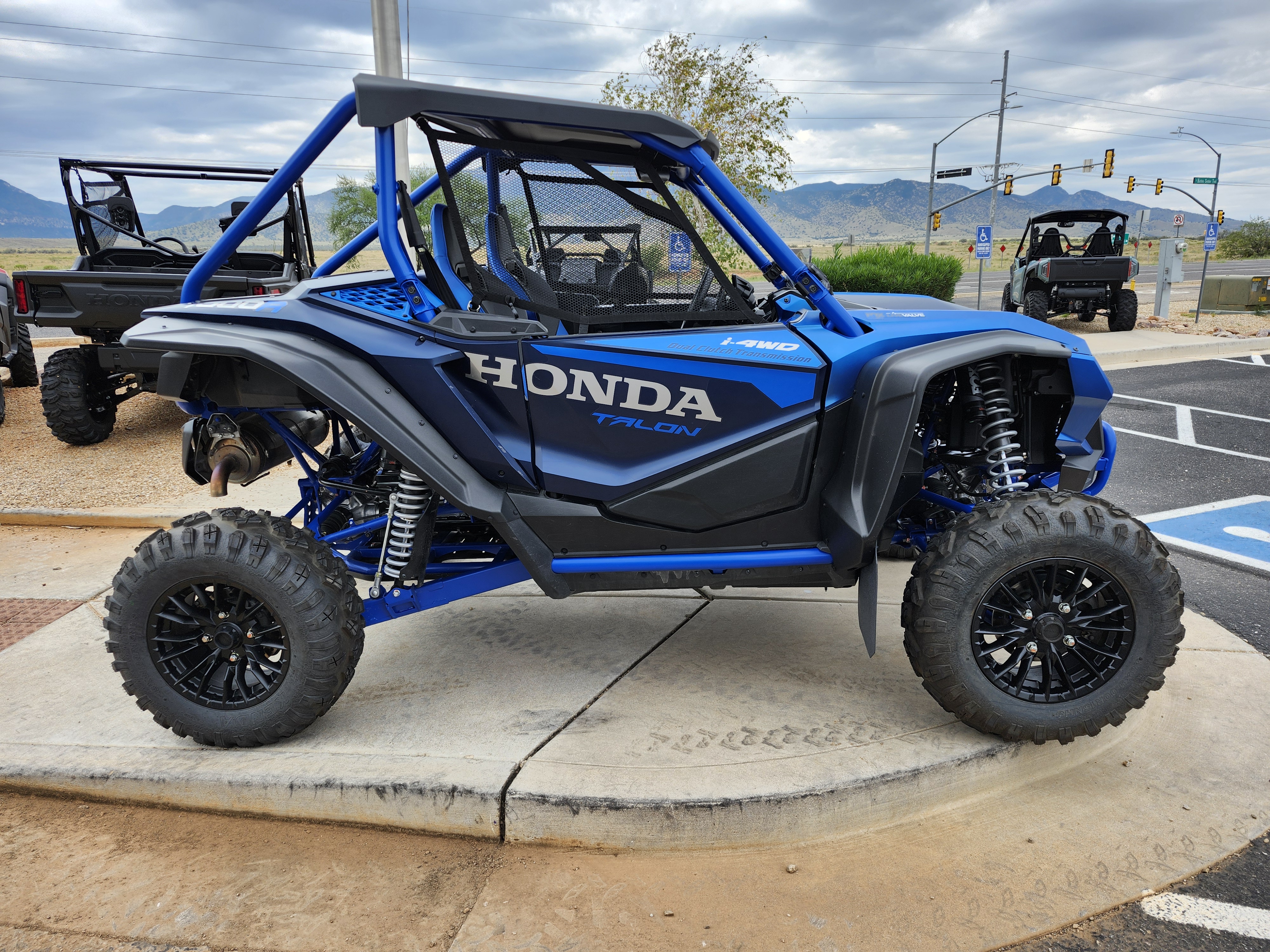2023 Honda Talon 1000RS FOX® Live Valve - Photo 7