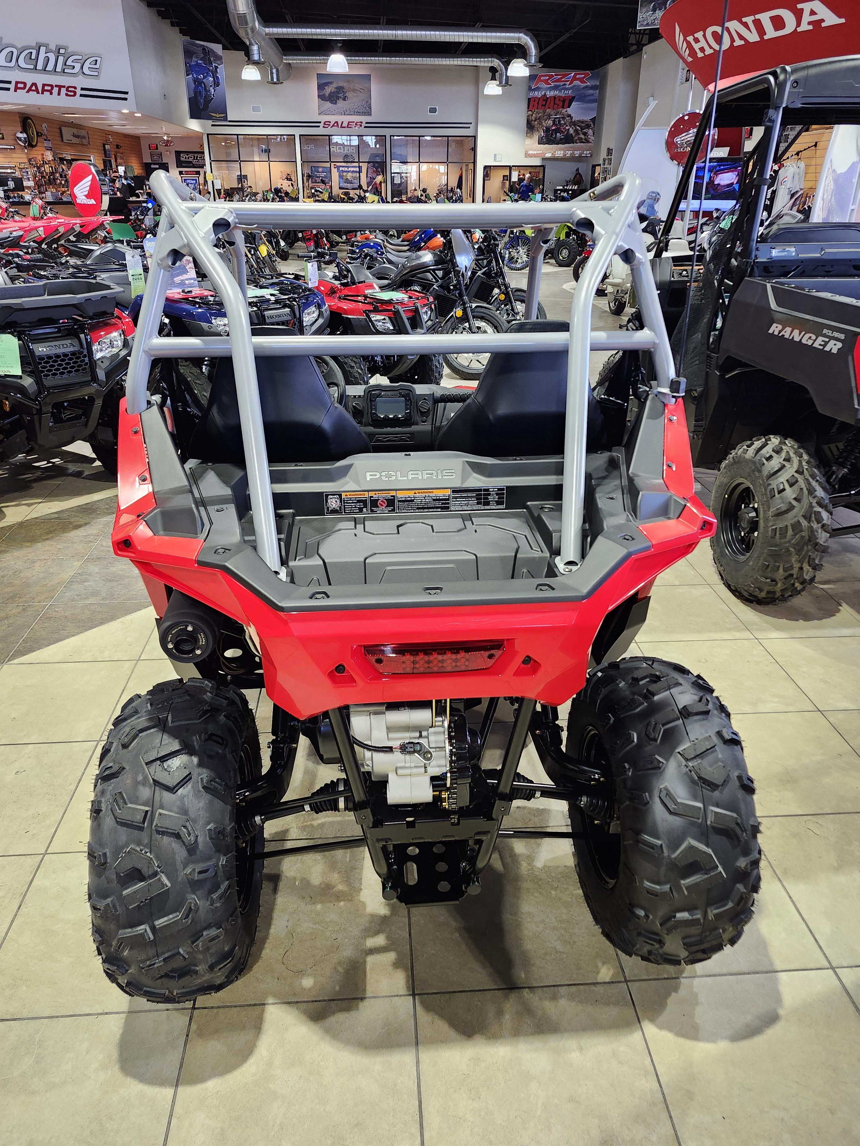 2026 Polaris RZR 200 EFI INDY RED - Photo 4