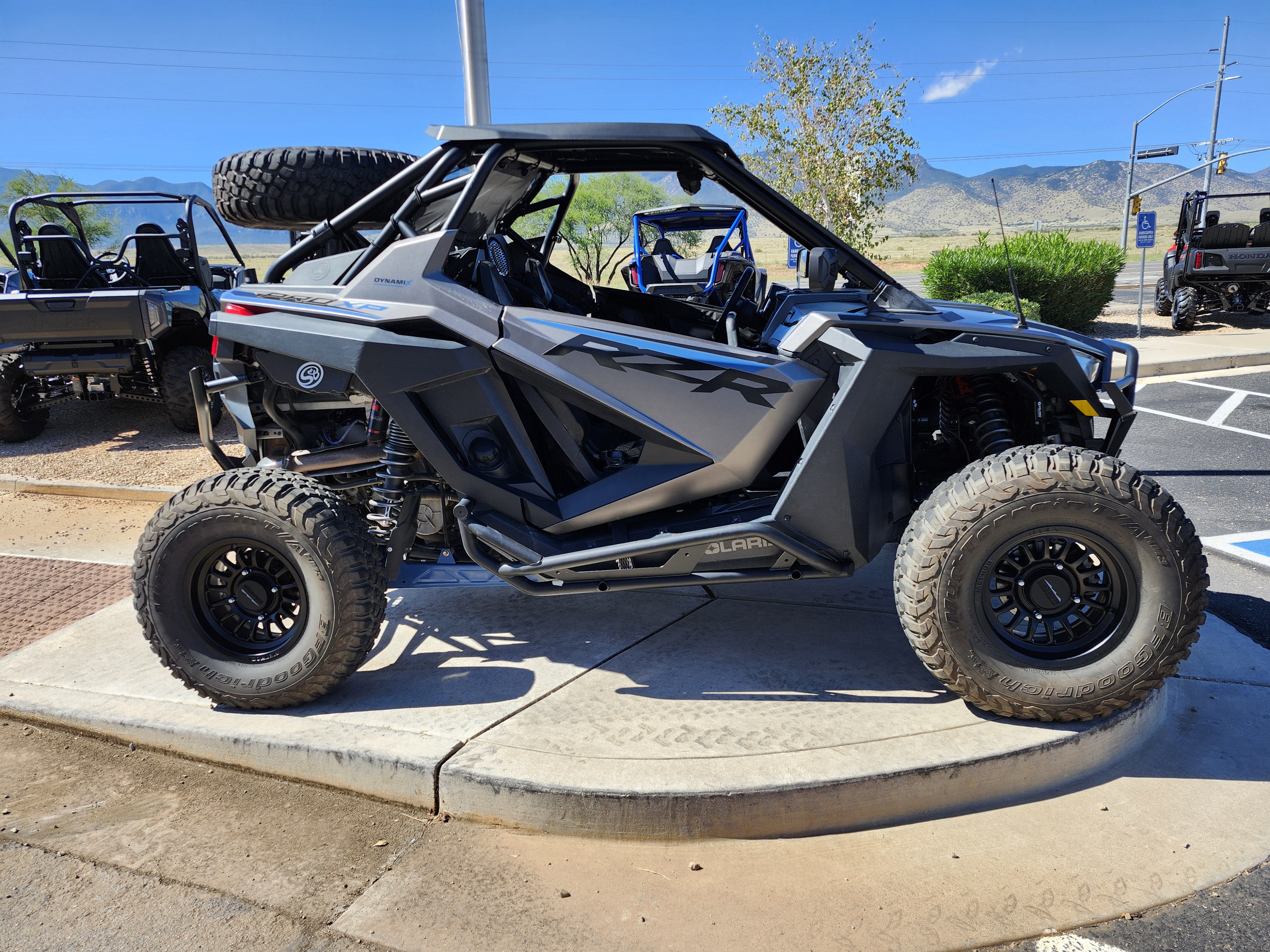 2021 Polaris RZR PRO XP ULTIMATE  - TITANIUM Ultimate - Photo 6