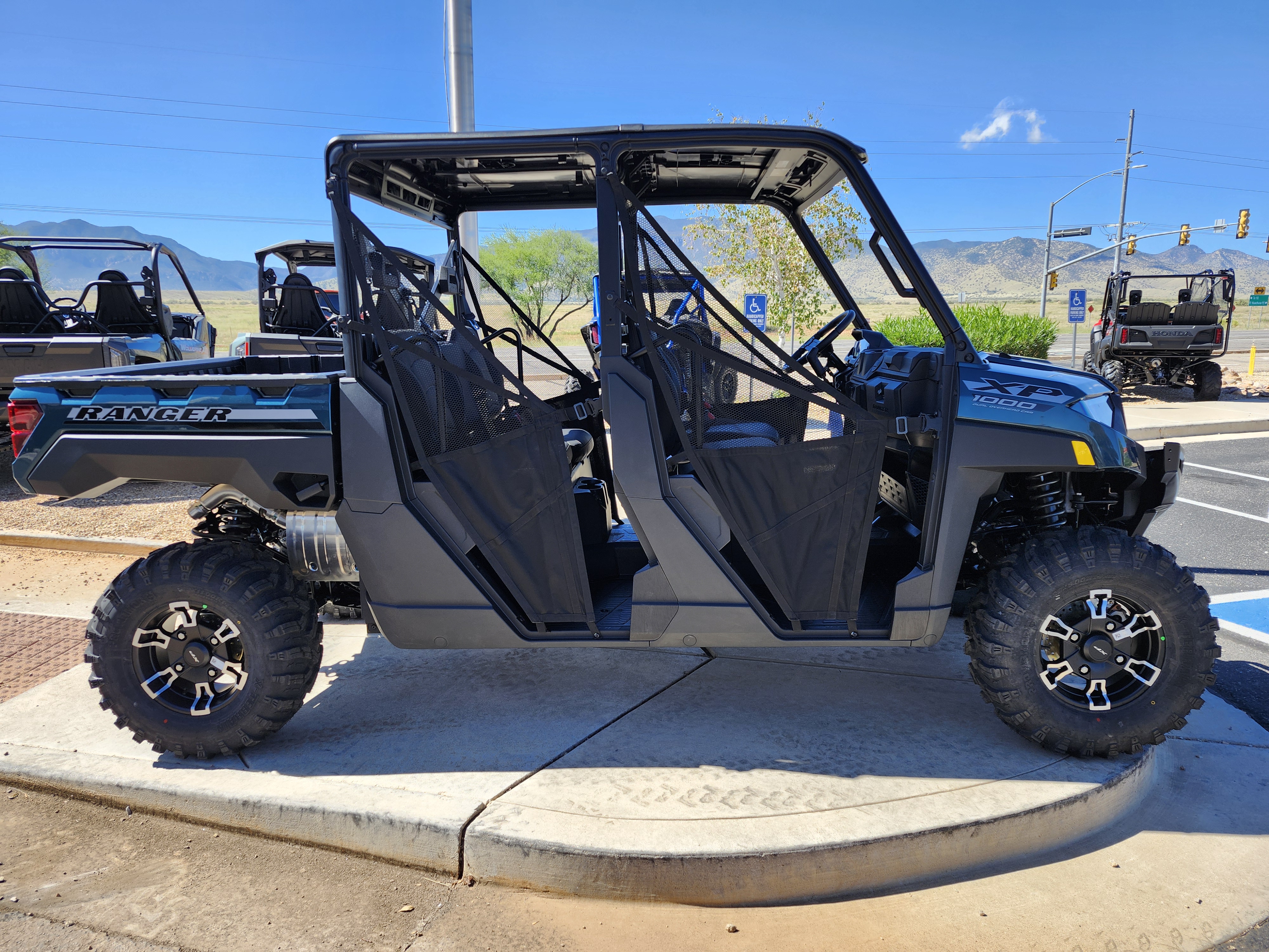 2026 Polaris RANGER CREW XP 1000 PREMIUM BLUE  LAB Premium - Photo 5