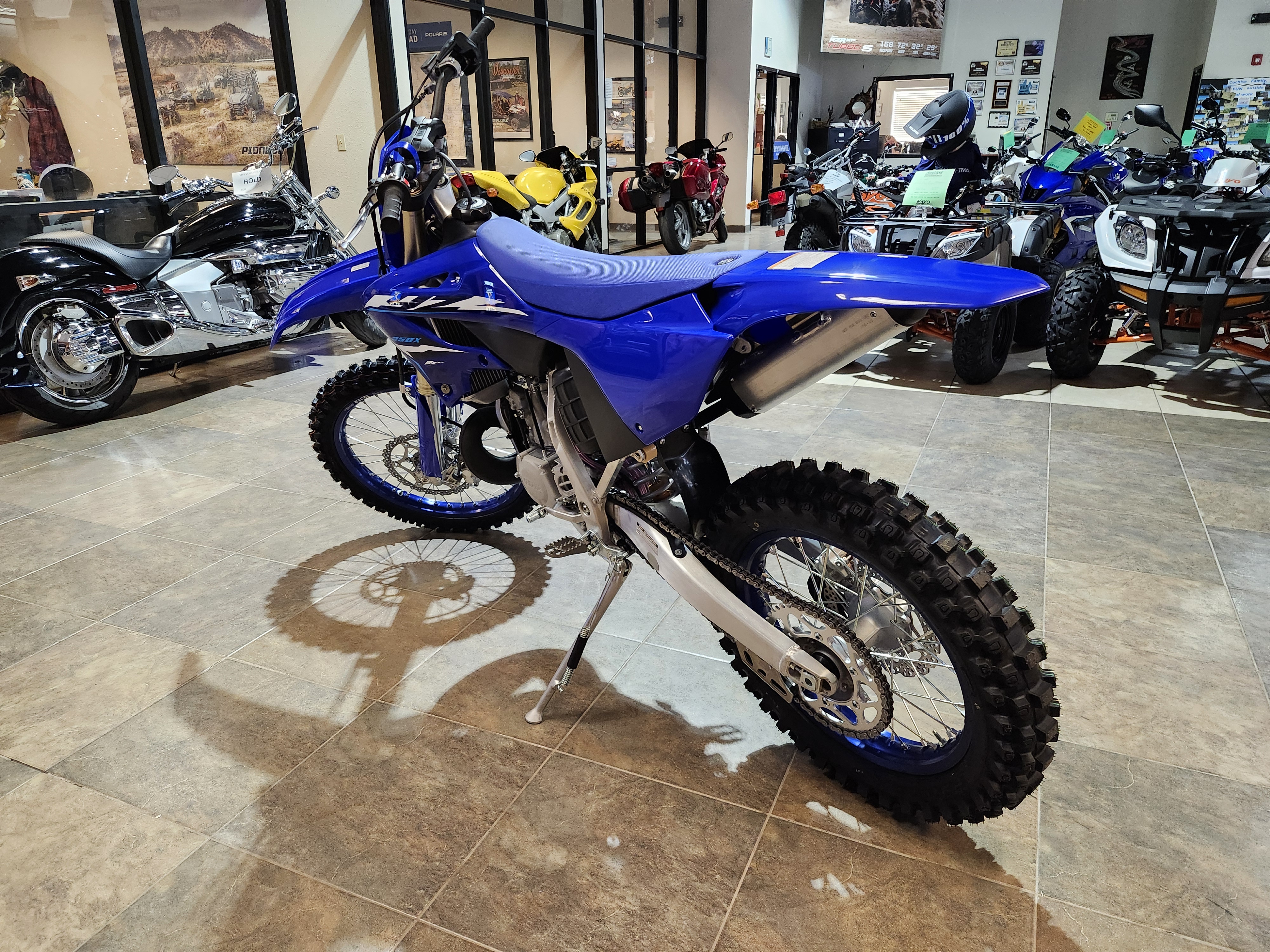 2026 Yamaha YZ250X - Photo 3