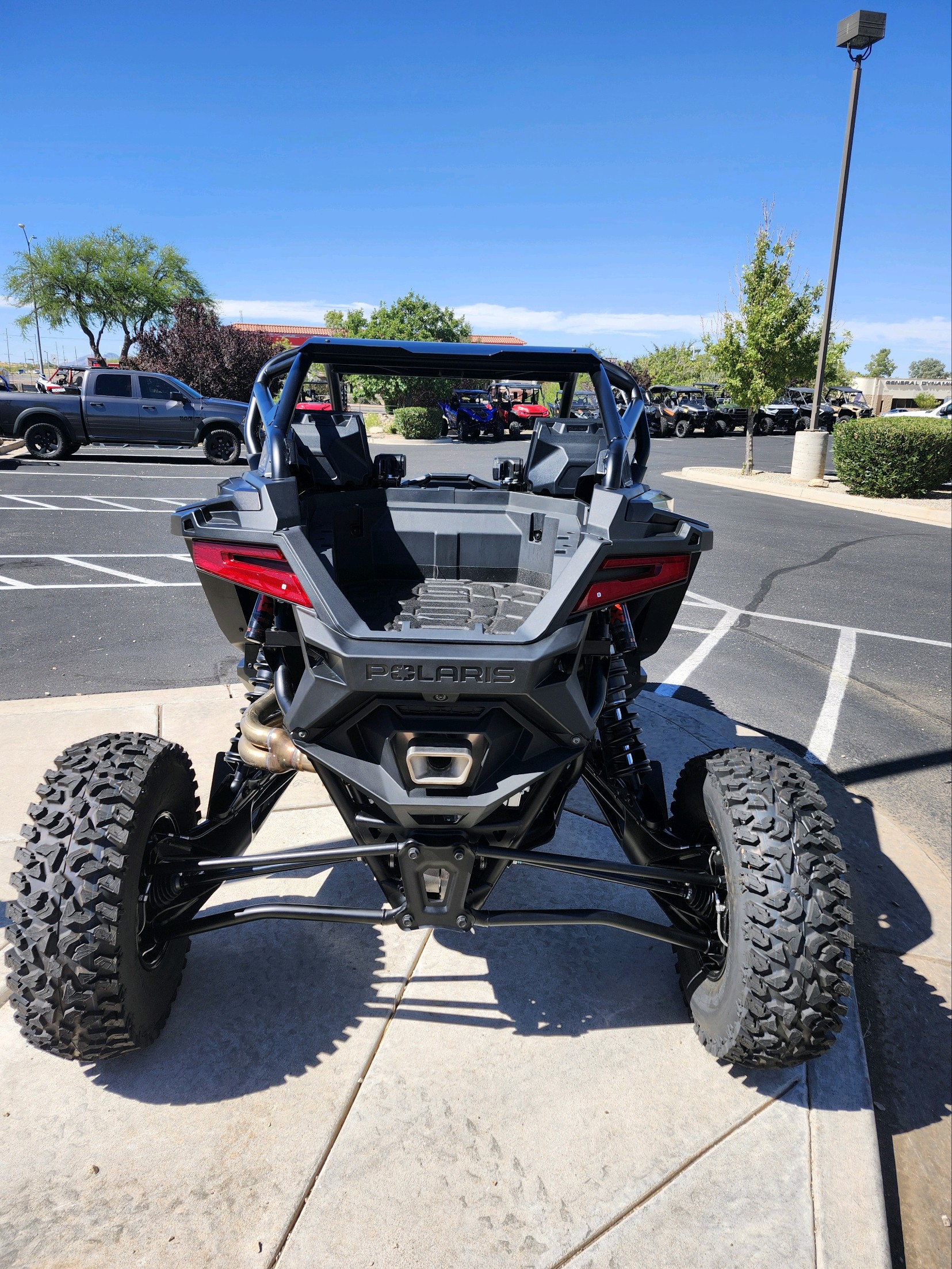 2025 Polaris RZR PRO R ULTIMATE - SUPER GRAPHITE Ultimate - Photo 7