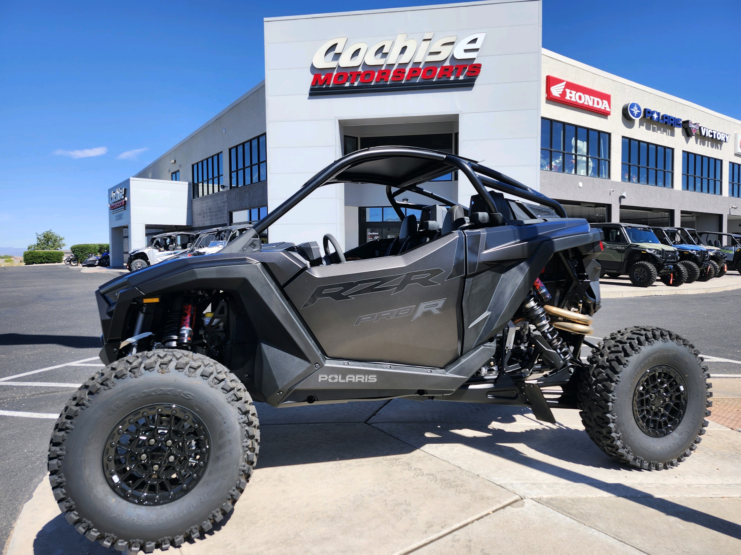 2025 Polaris RZR PRO R ULTIMATE - SUPER GRAPHITE Ultimate