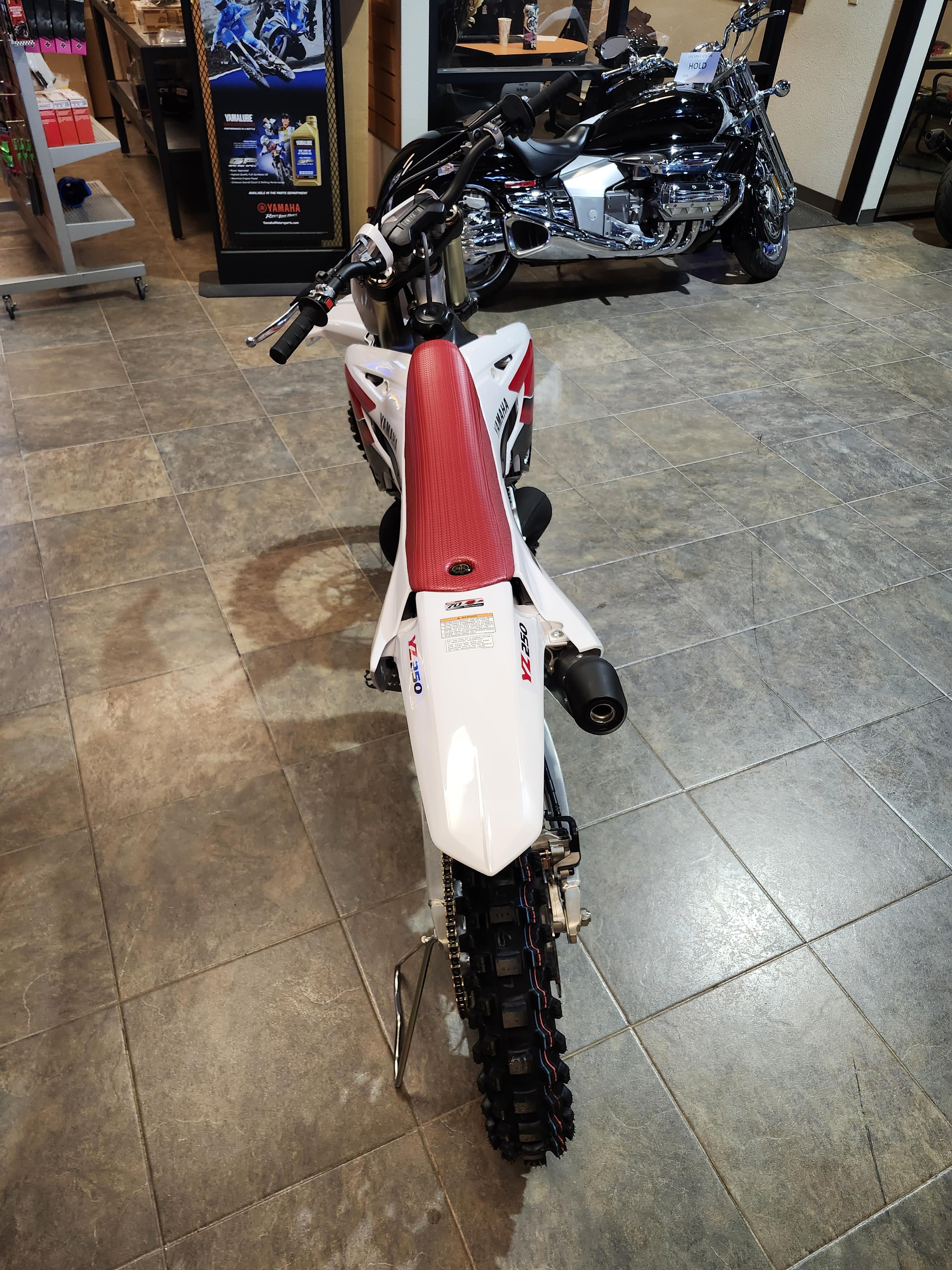 2026 Yamaha YZ 250 - Photo 2