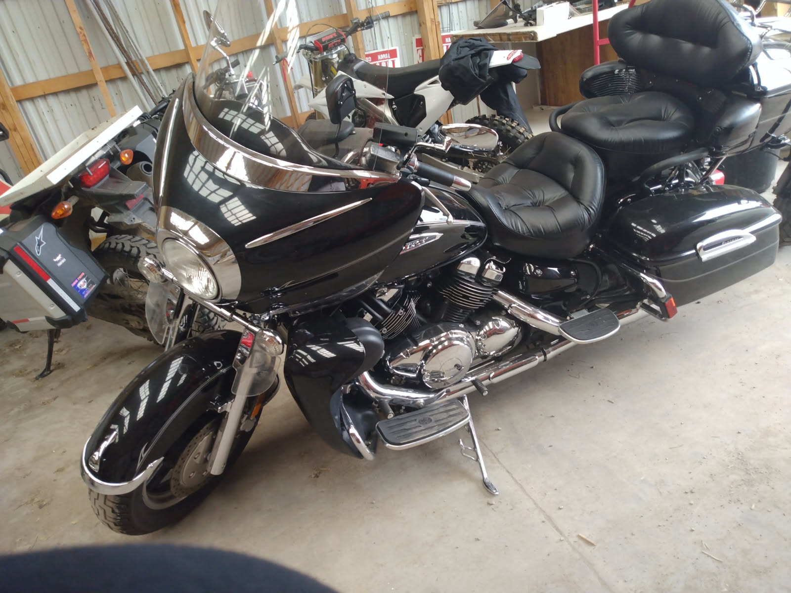 2012 Yamaha ROYAL STAR VENTURE S - Photo 2