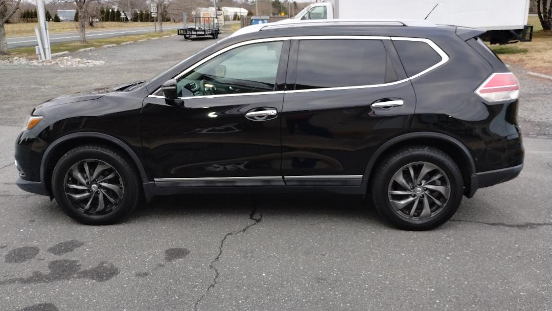 2015 Nissan Rogue's photo