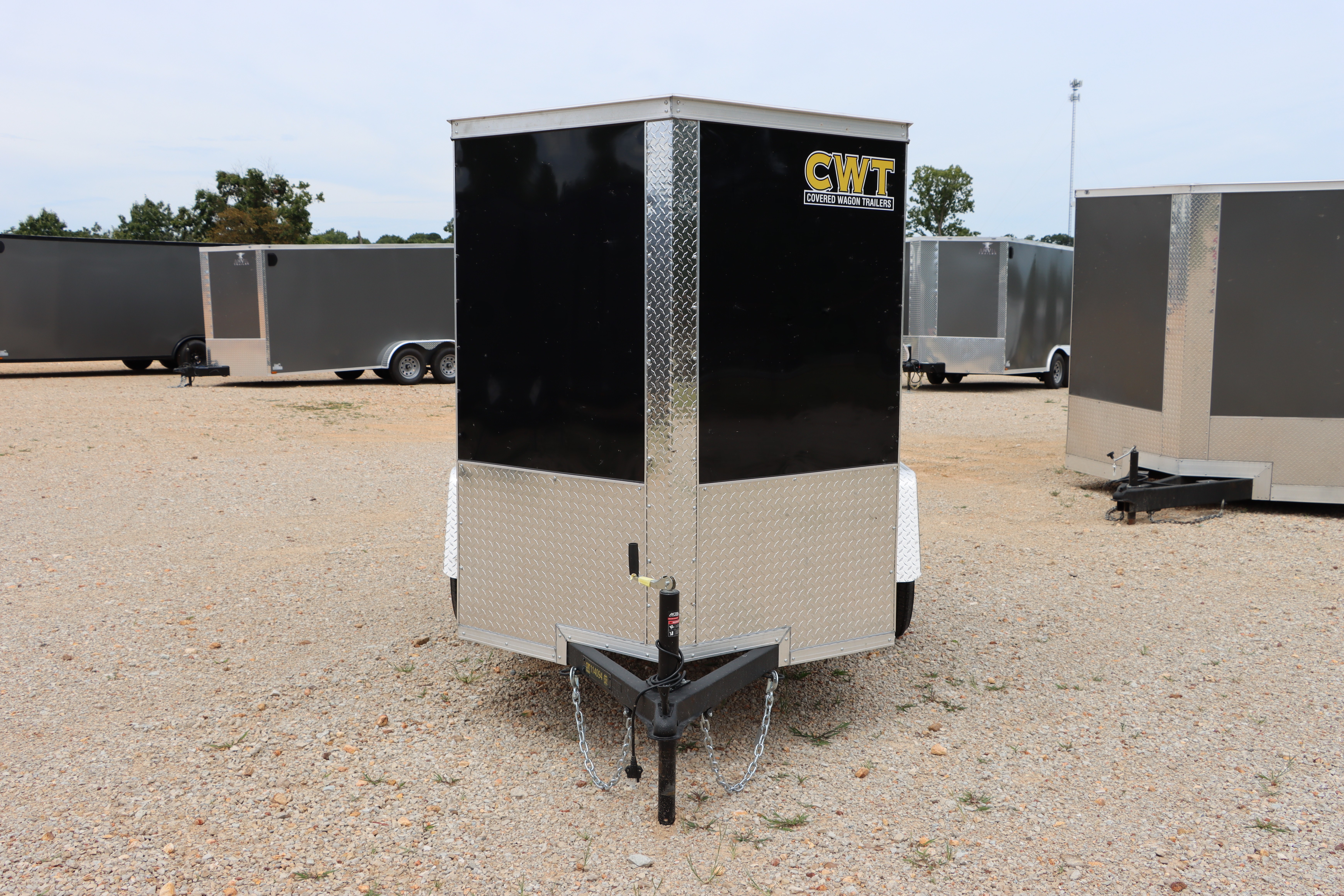 2027 5×8 Enclosed Cargo Trailer photo 3