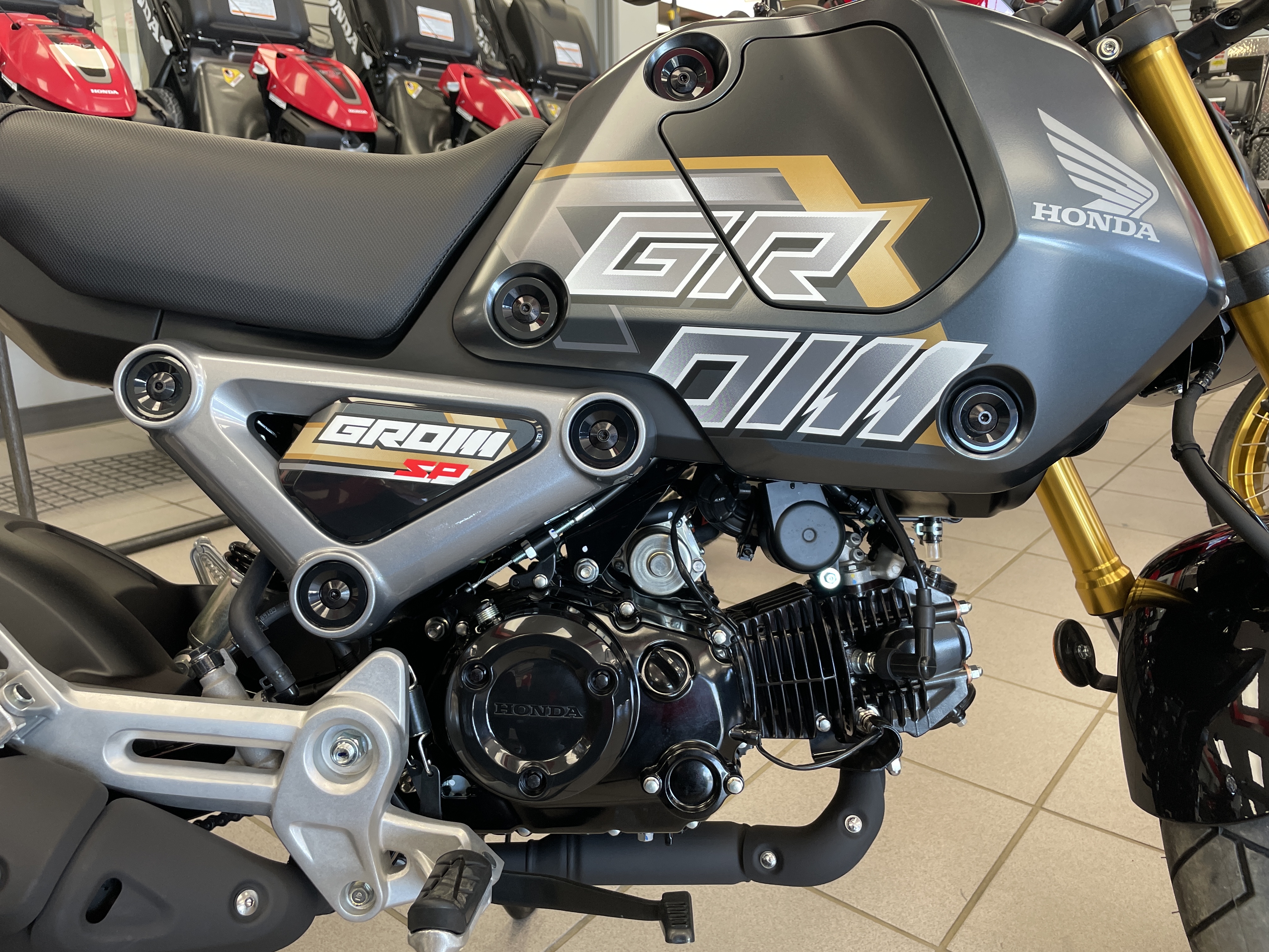 2024 Honda Grom™ ABS - Photo 5