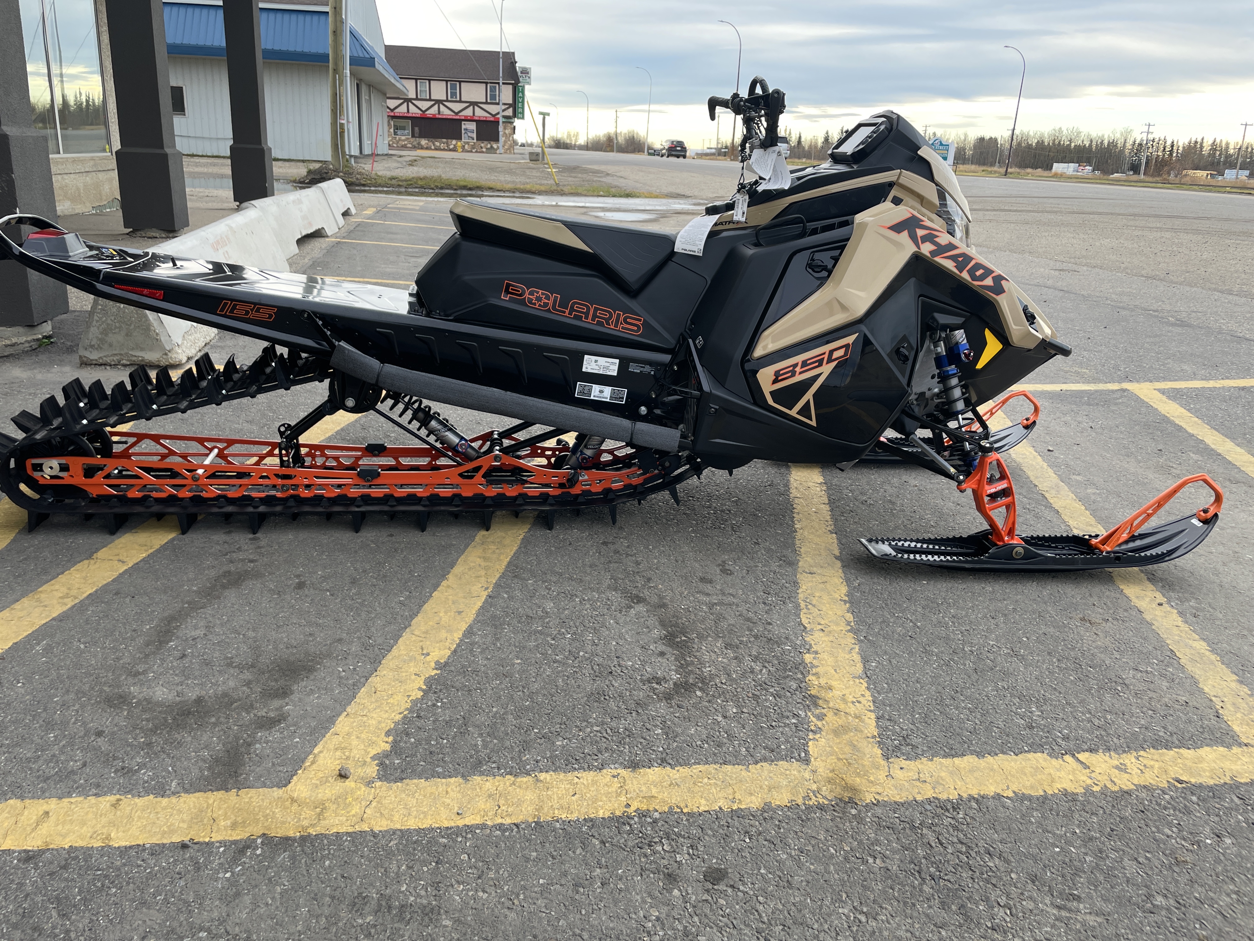 2024 Polaris 850 RMK Khaos Slash 165 Stk# 27187 - Photo 3