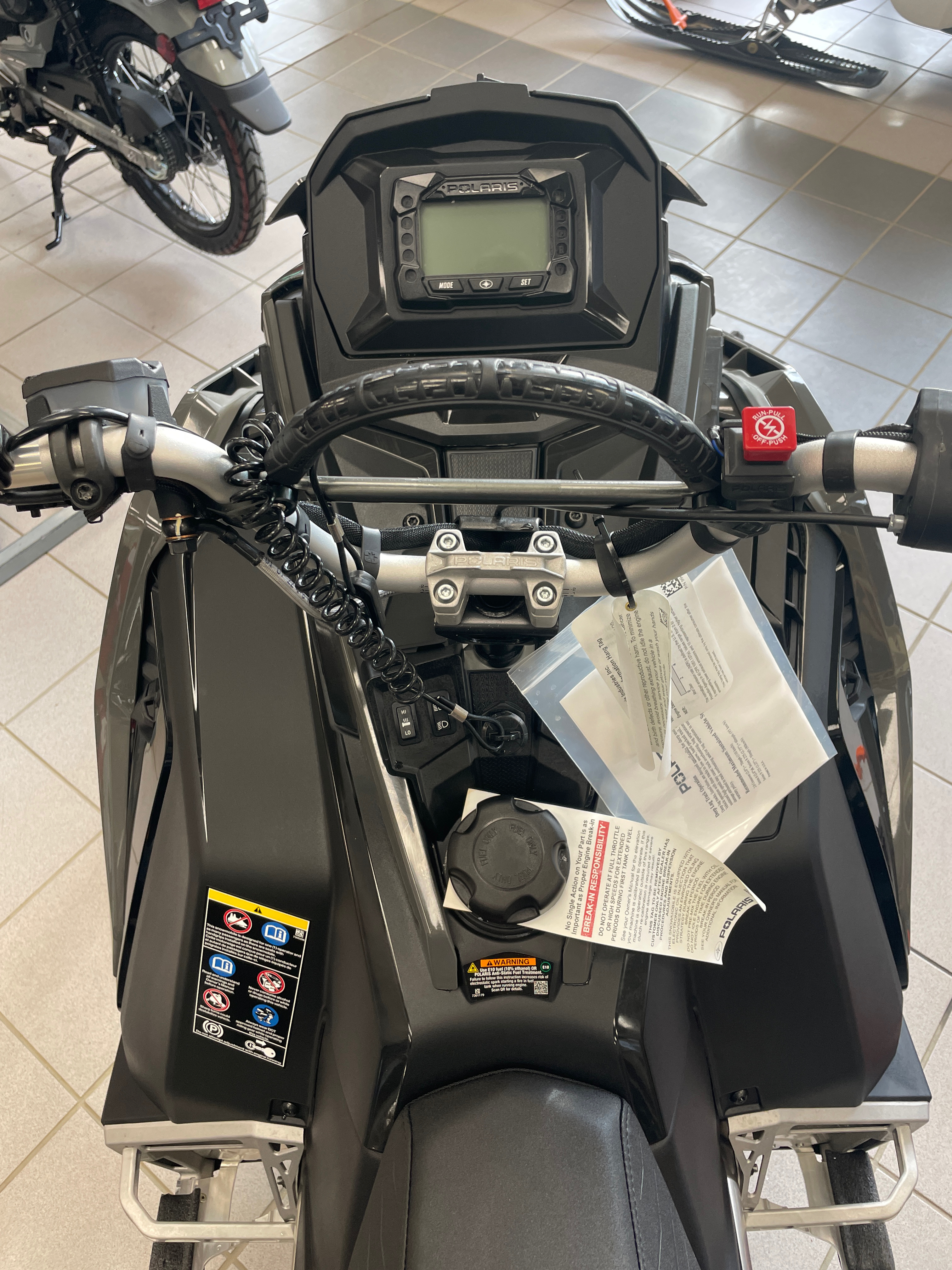 2024 Polaris 850 PRO RMK Slash 155 Stk# 27204 - Photo 4