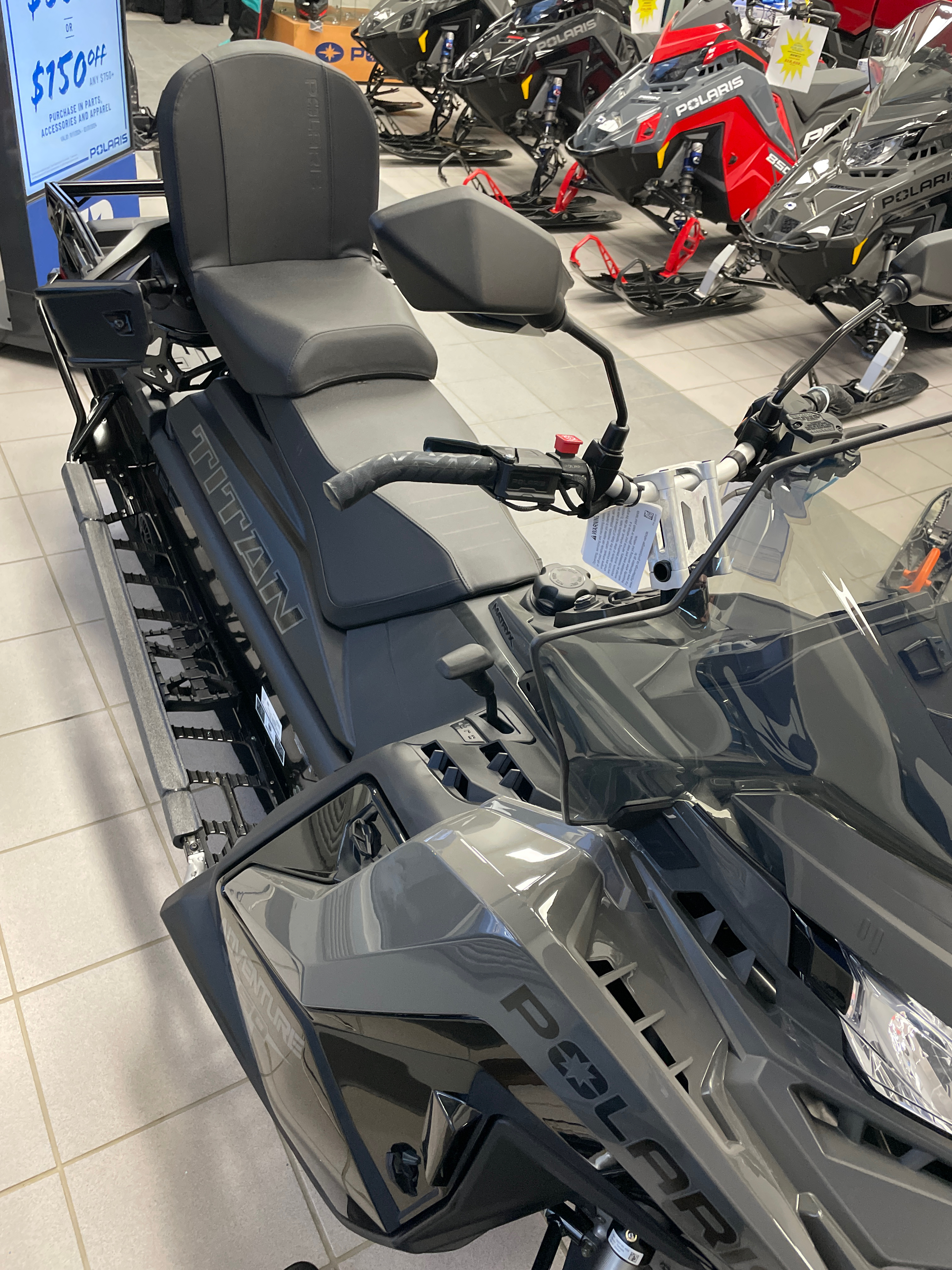 2025 Polaris TITAN® 650 Adventure 155 (1.8-Inch) - Photo 5