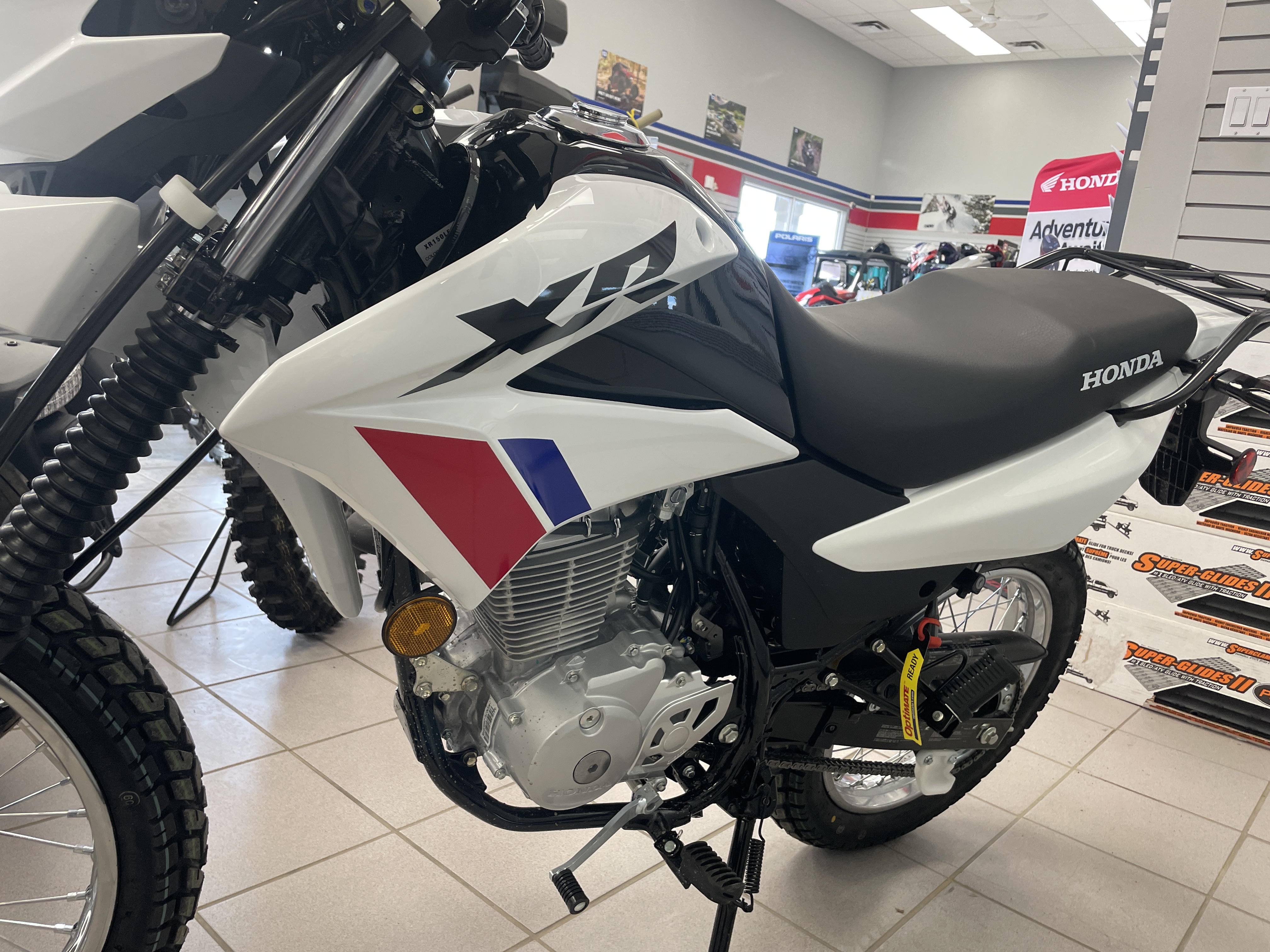 2025 Honda XR™ 150L - Photo 5