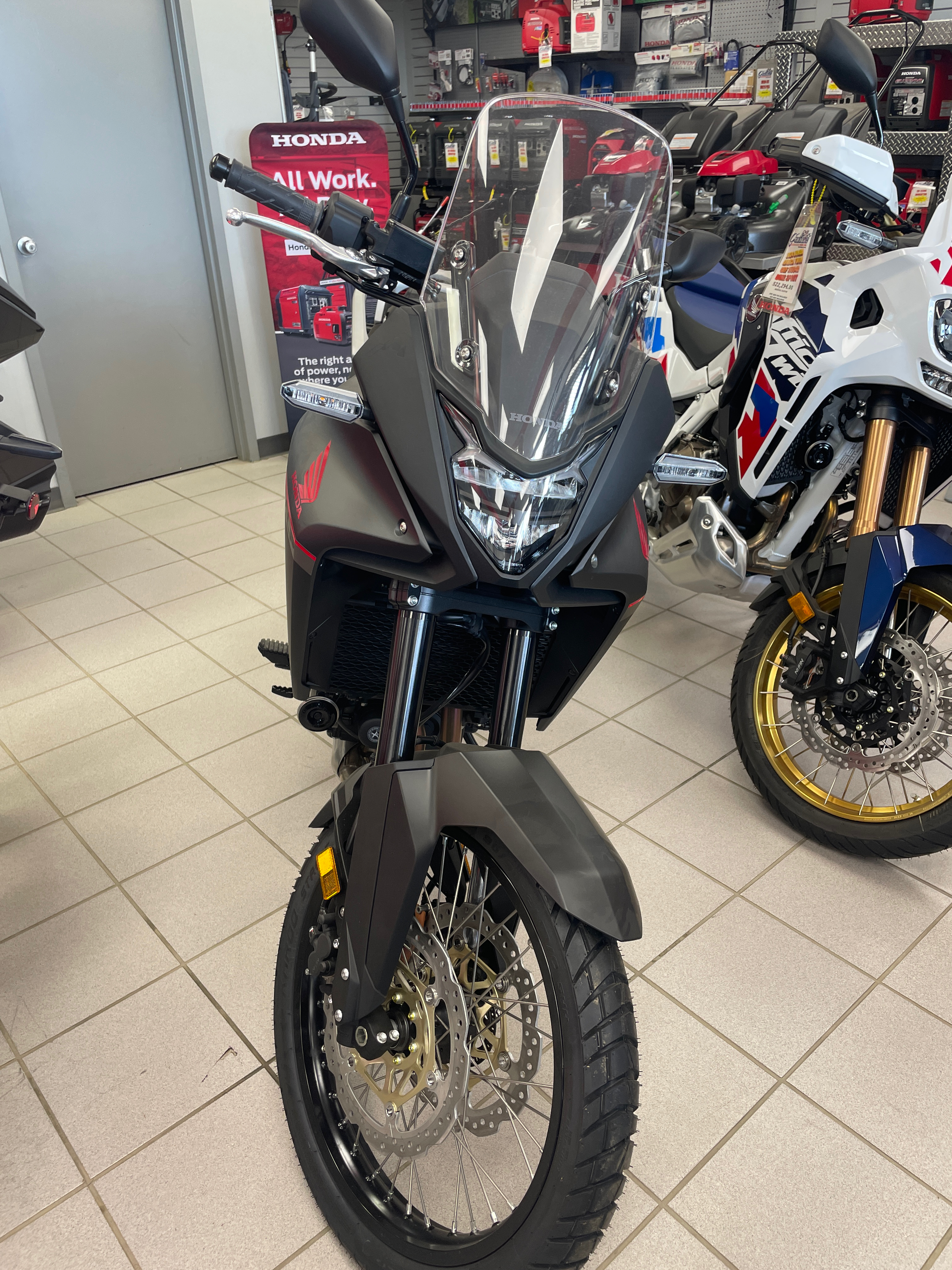 2024 Honda Transalp - Photo 6