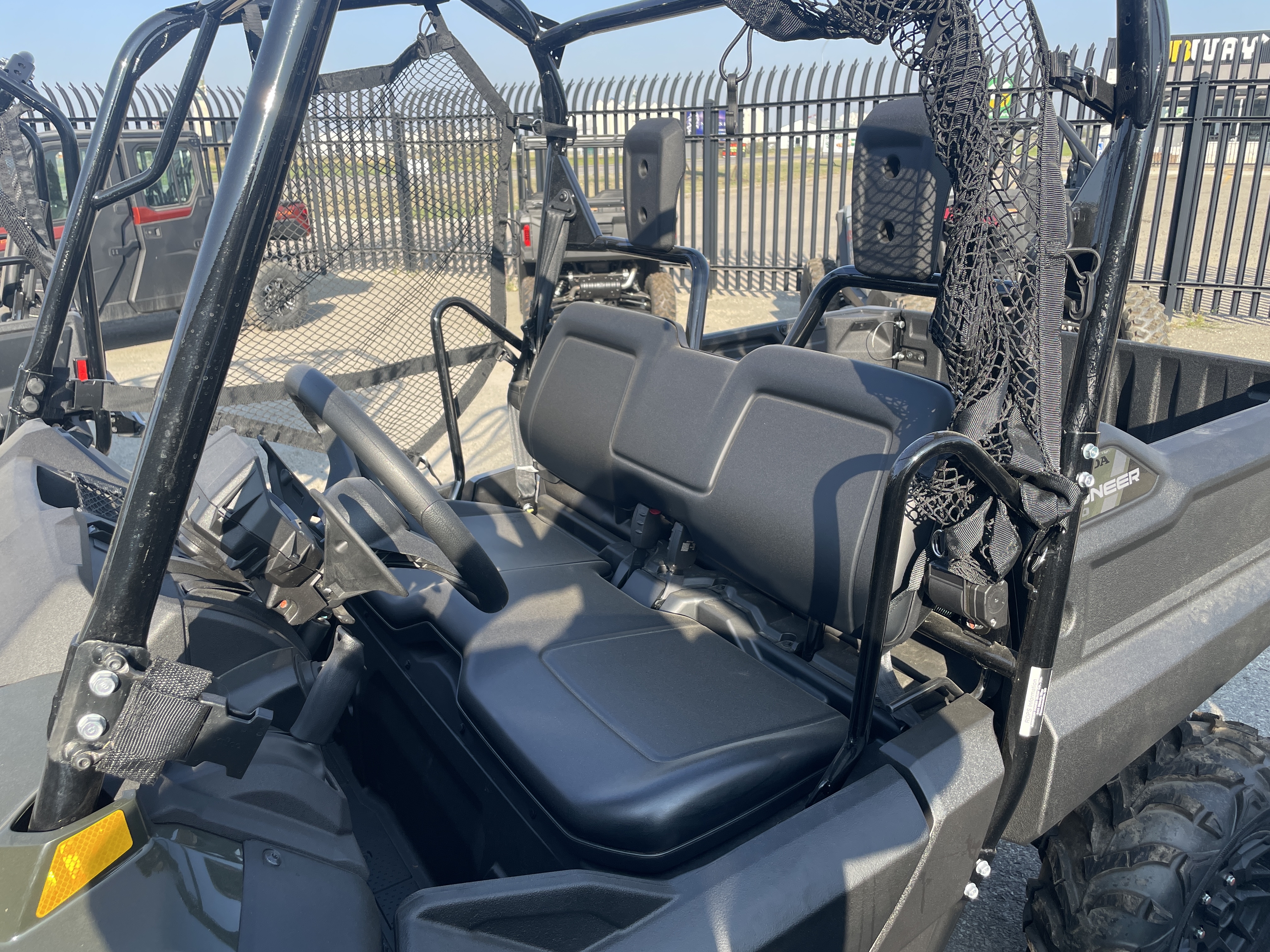2025 Honda Pioneer 700 Deluxe - Photo 6