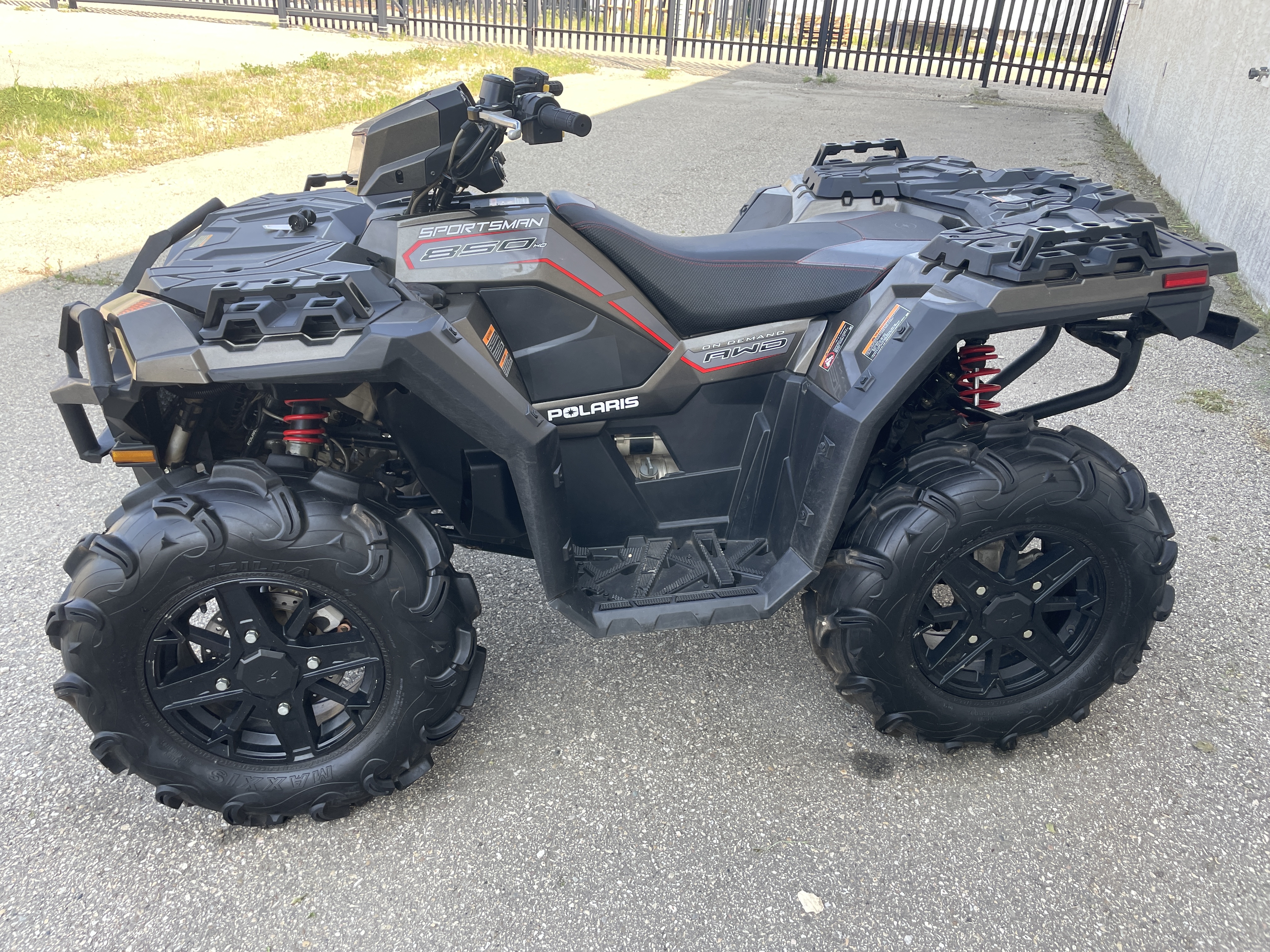 2022 Polaris Sportsman 850 Ultimate Trail Bronze Mist