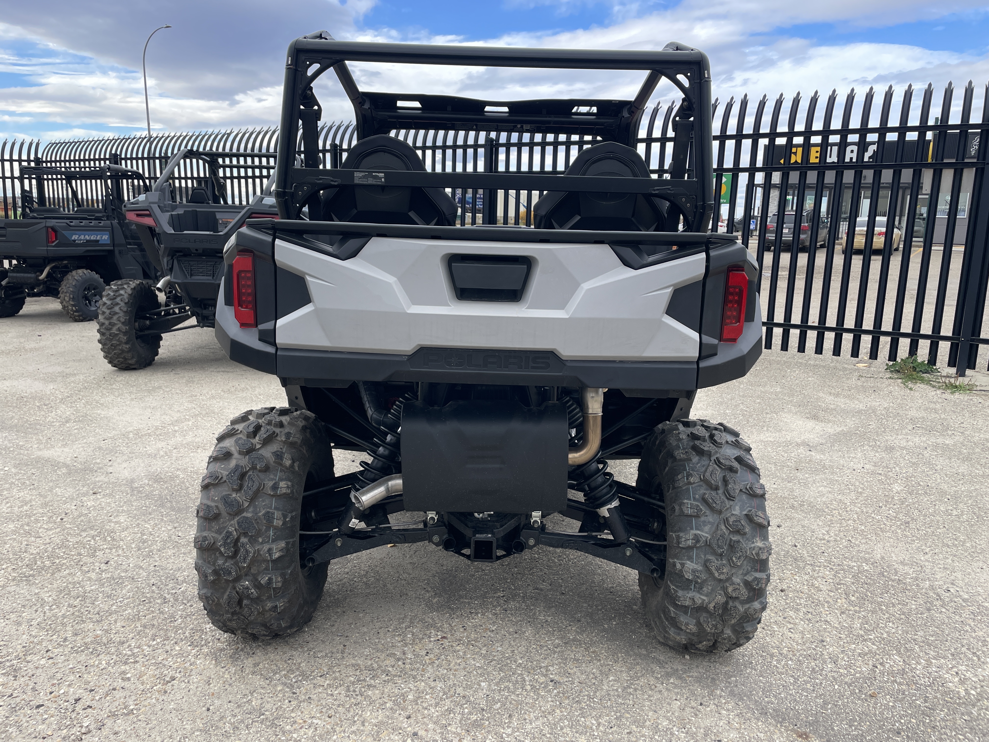 2025 Polaris GENERAL® 1000 Sport - Photo 4