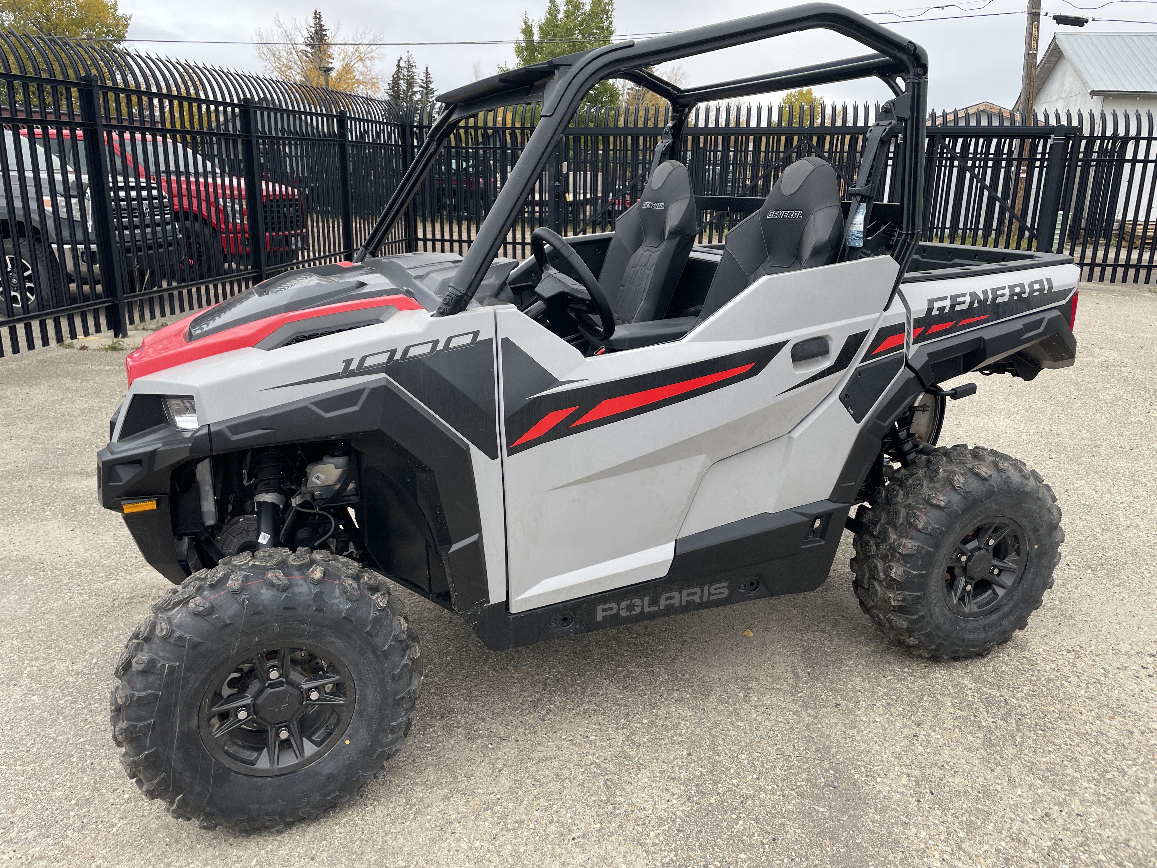 2025 Polaris GENERAL® 1000 Sport
