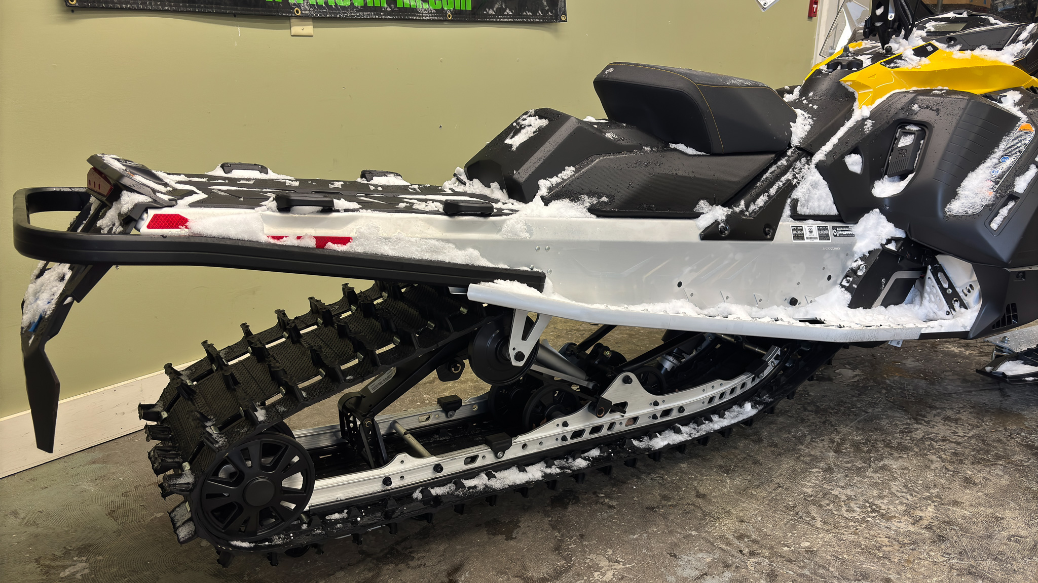 2025 Ski-Doo TUNDRA SPORT 600 ACE 146 1.6 - Photo 9