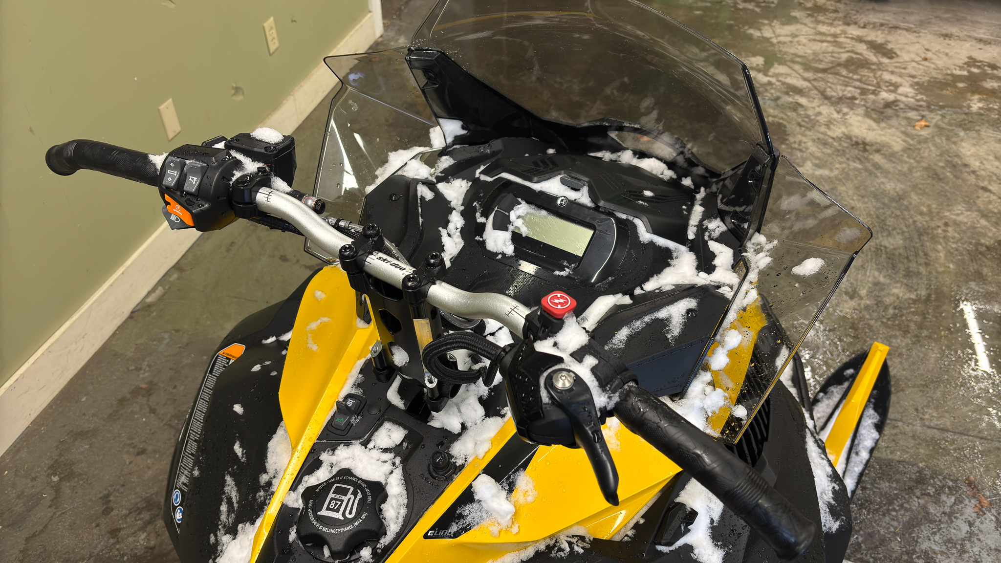 2025 Ski-Doo TUNDRA SPORT 600 ACE 146 1.6 - Photo 11