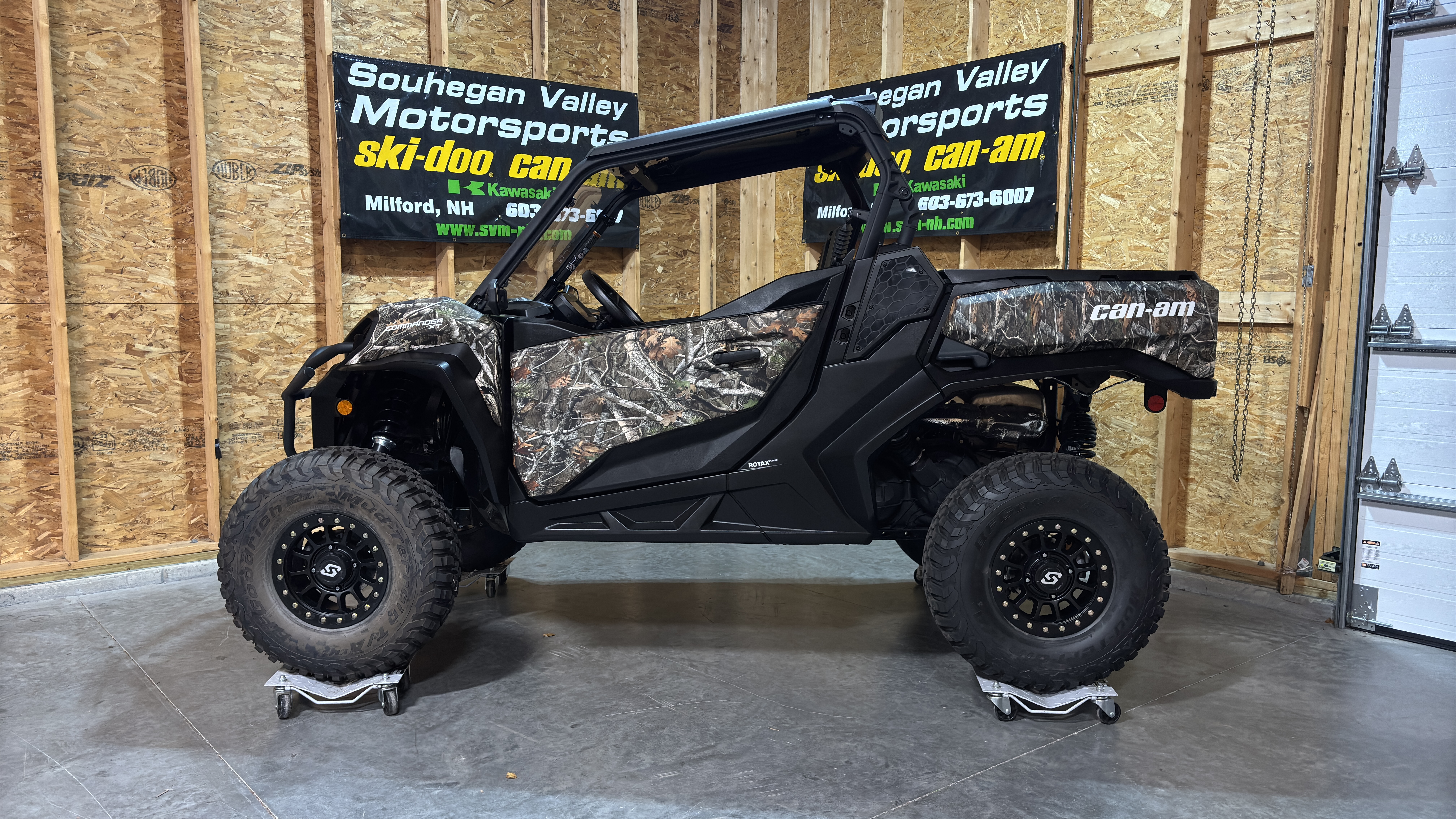 2024 Can-Am COMMANDER XT 1000R - Photo 5