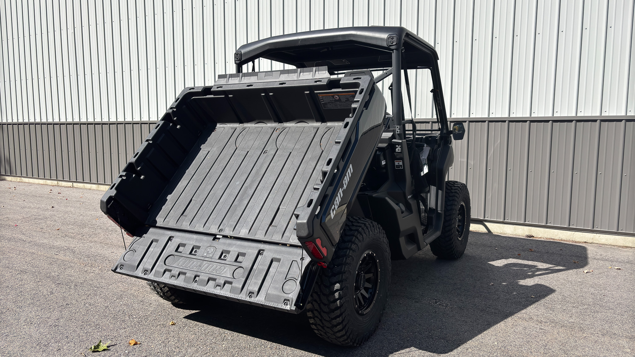 2025 Can-Am DEFENDER XT HD9 - Photo 10