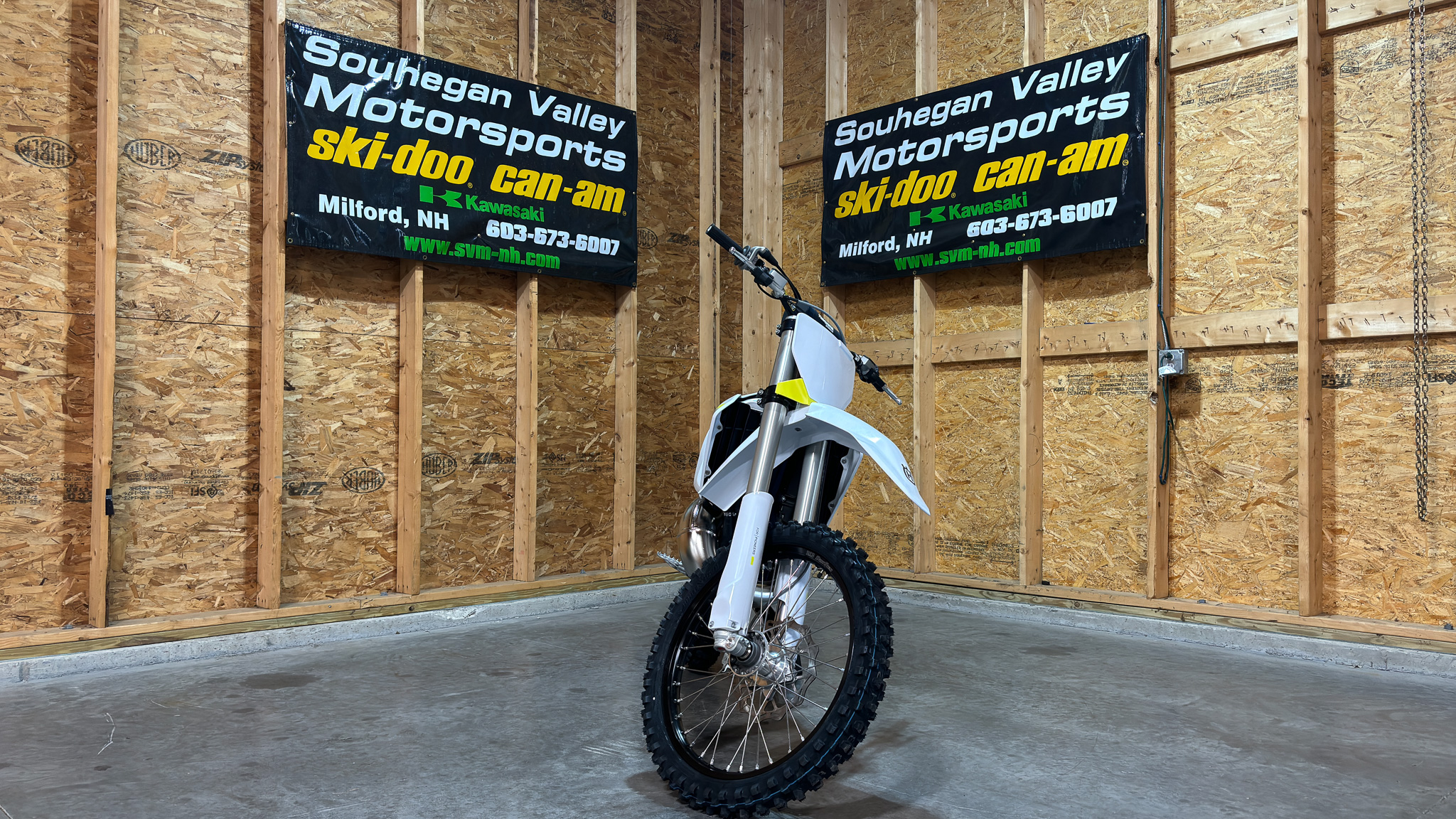 2025 Husqvarna Motorcycles TC 300 - Photo 2