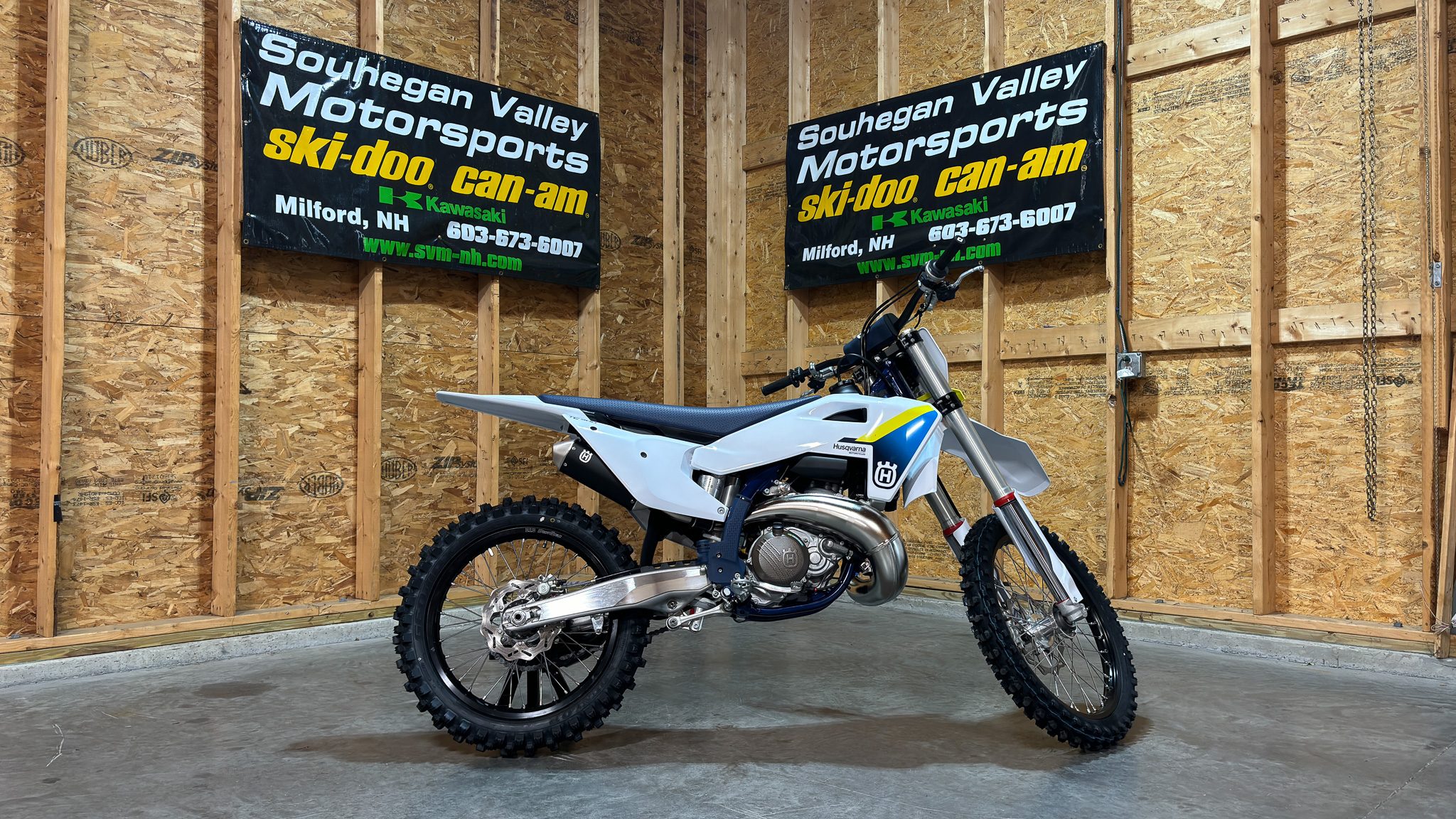 2025 Husqvarna Motorcycles TC 300 - Photo 8