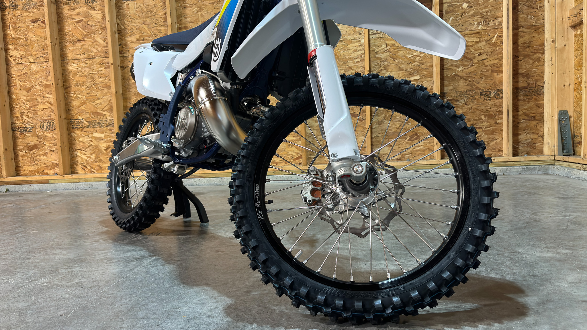 2025 Husqvarna Motorcycles TC 300 - Photo 9