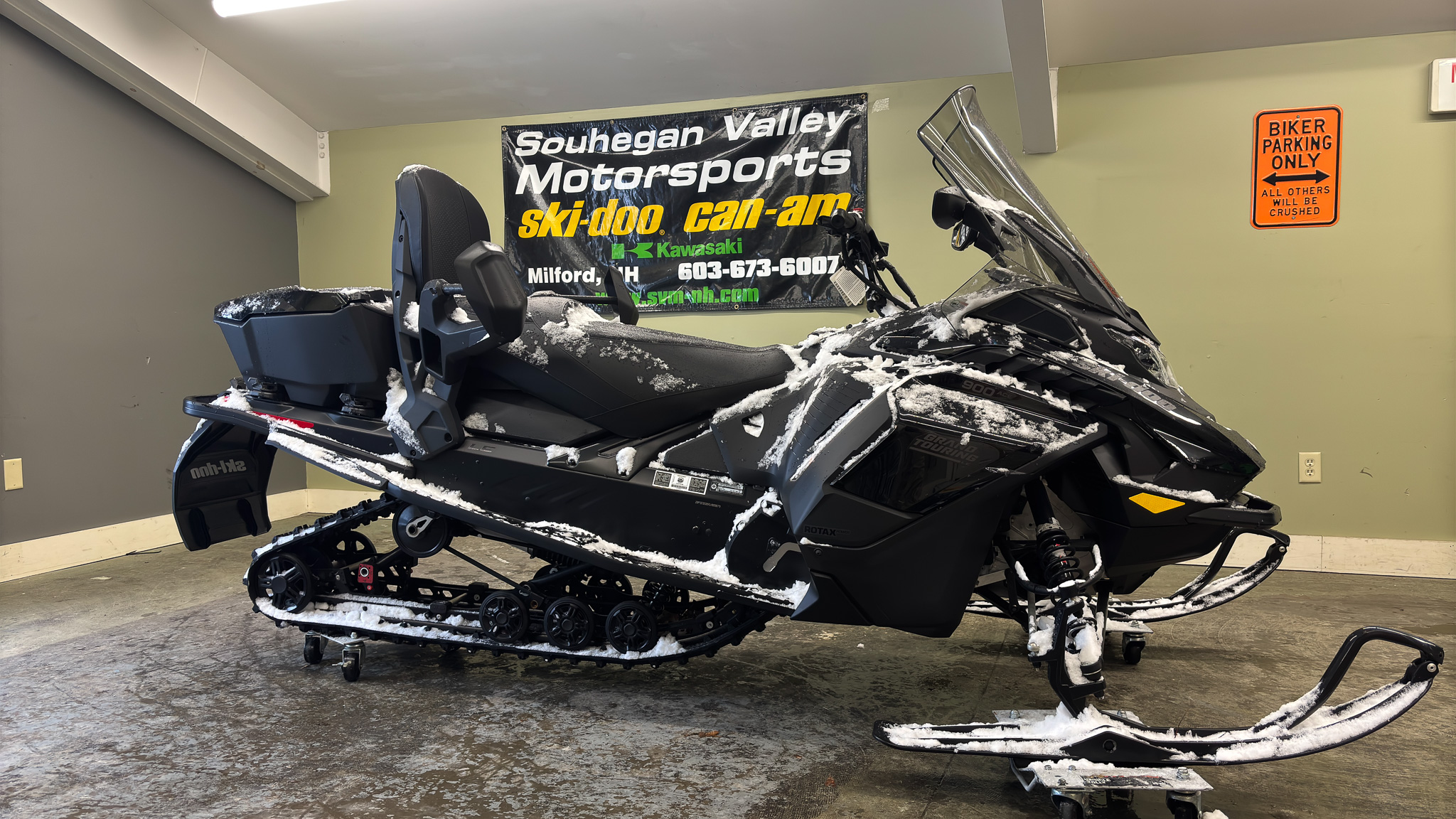 2025 Ski-Doo GRAND TOURING LE 900 ACE Silent Track II 1.25" E.S. - Photo 7