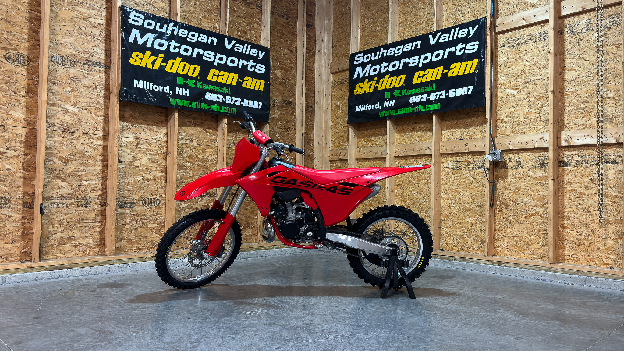 2025 GASGAS MC 300 - Photo 3