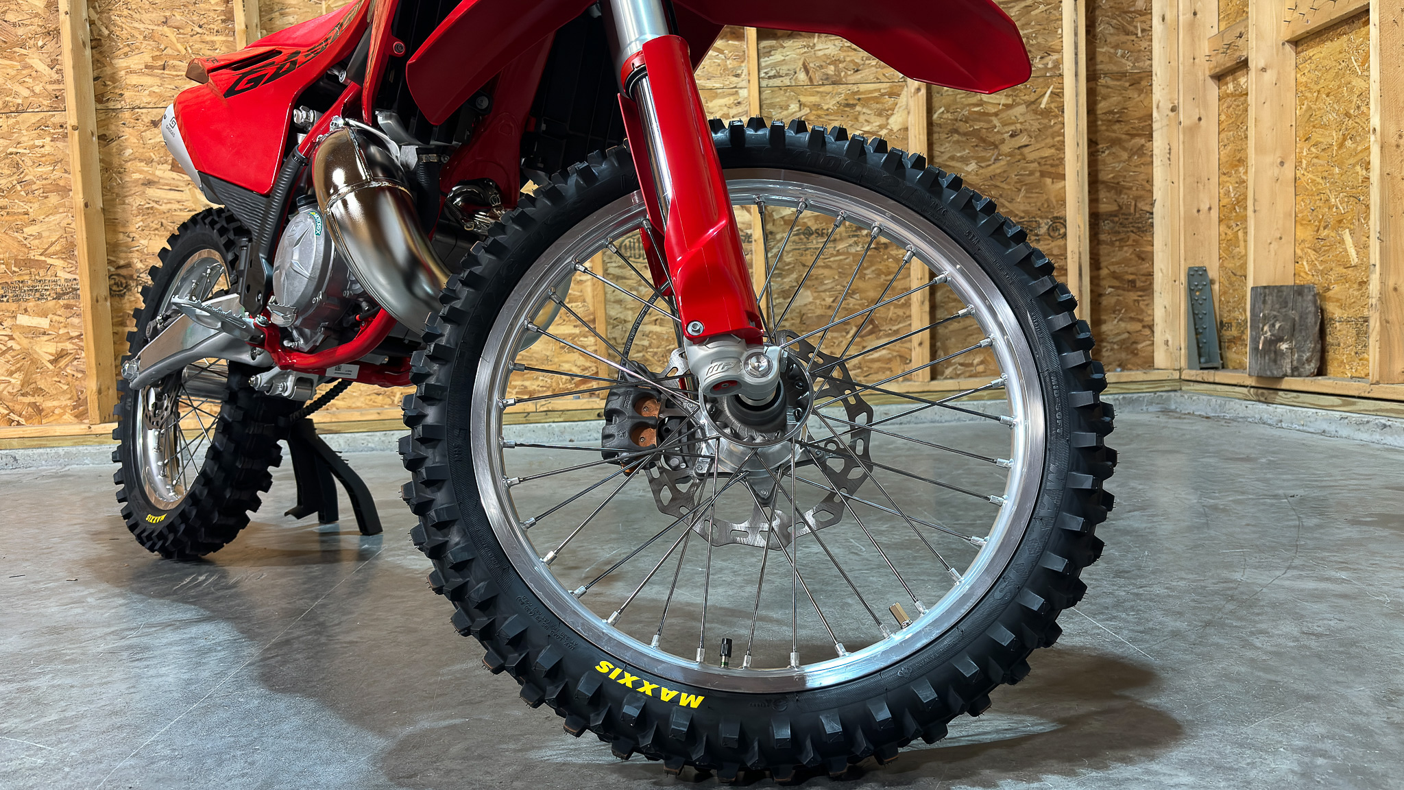 2025 GASGAS MC 300 - Photo 8