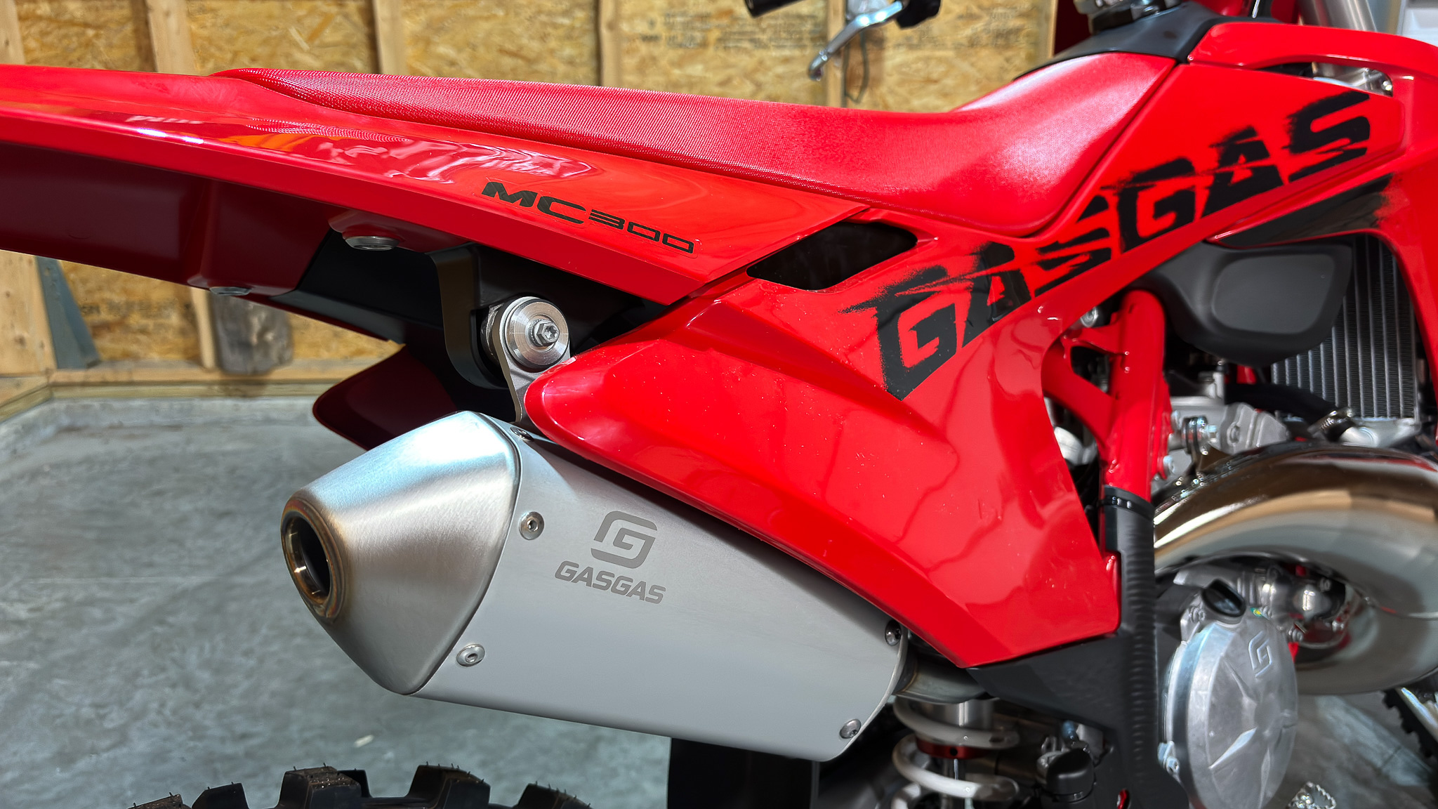 2025 GASGAS MC 300 - Photo 10