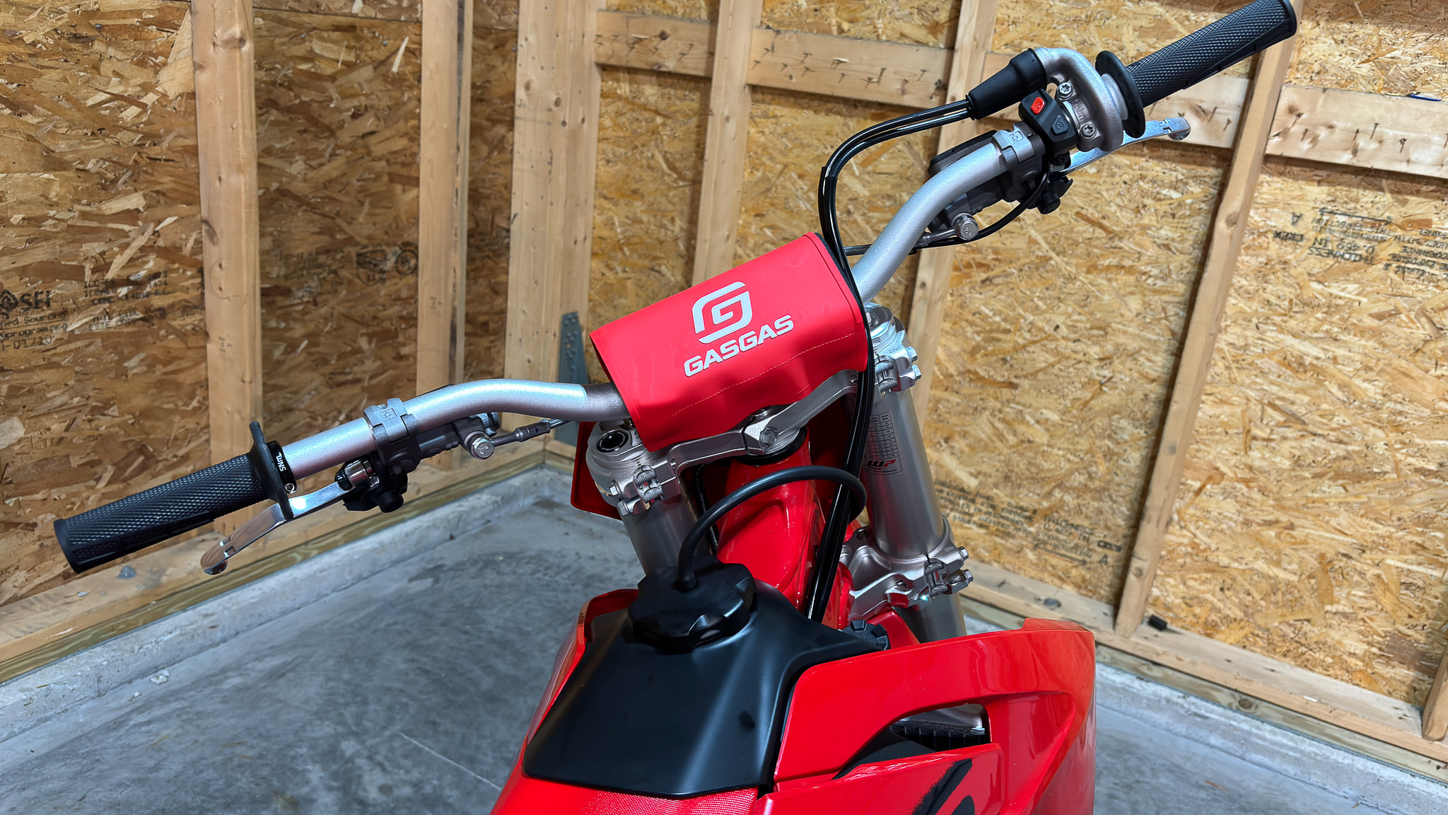 2025 GASGAS MC 300 - Photo 12