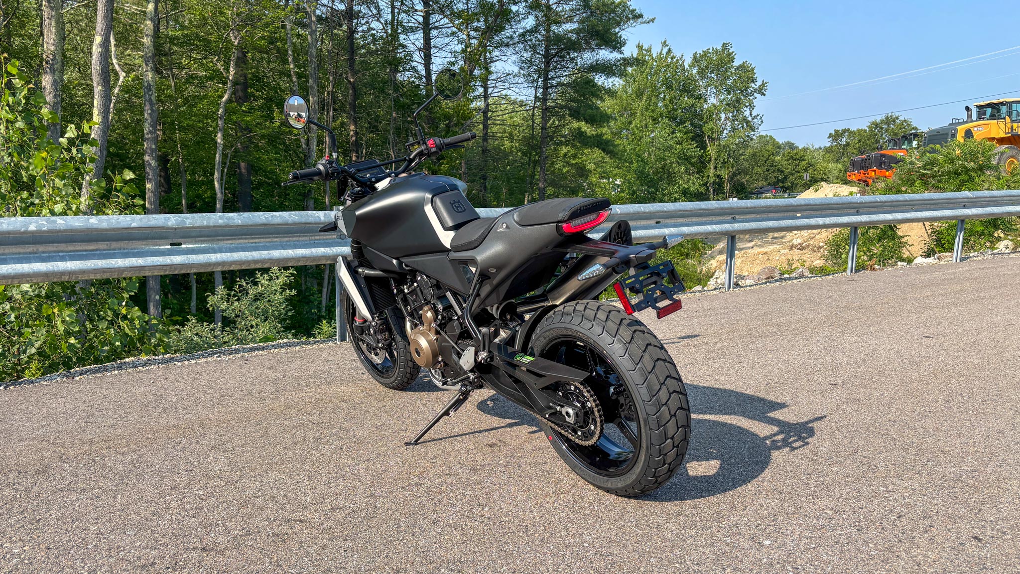 2025 Husqvarna Motorcycles SVARTPILEN 801 - Photo 3