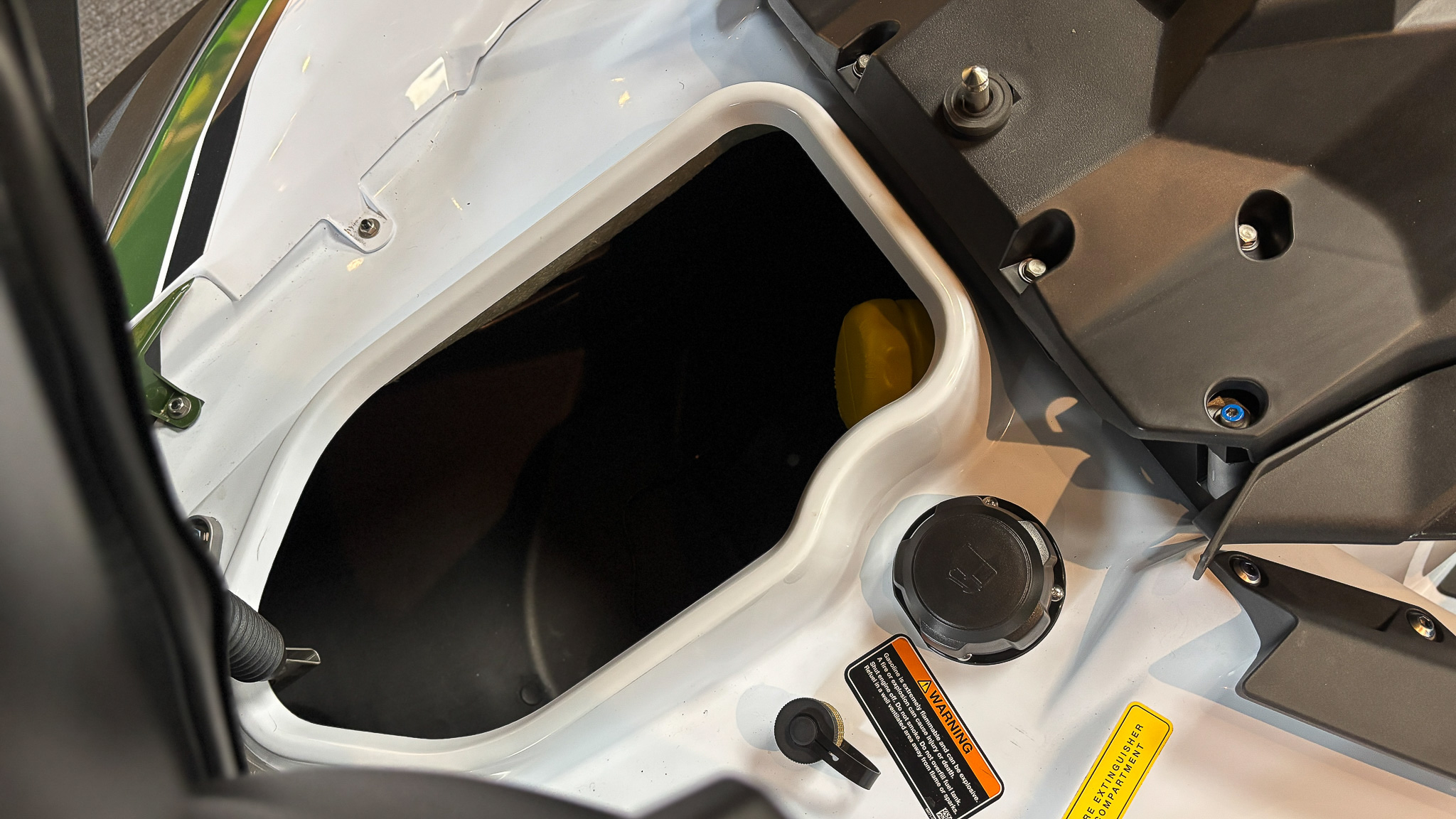 2025 Kawasaki JET SKI ULTRA 160LX-S ANGLER - Photo 15