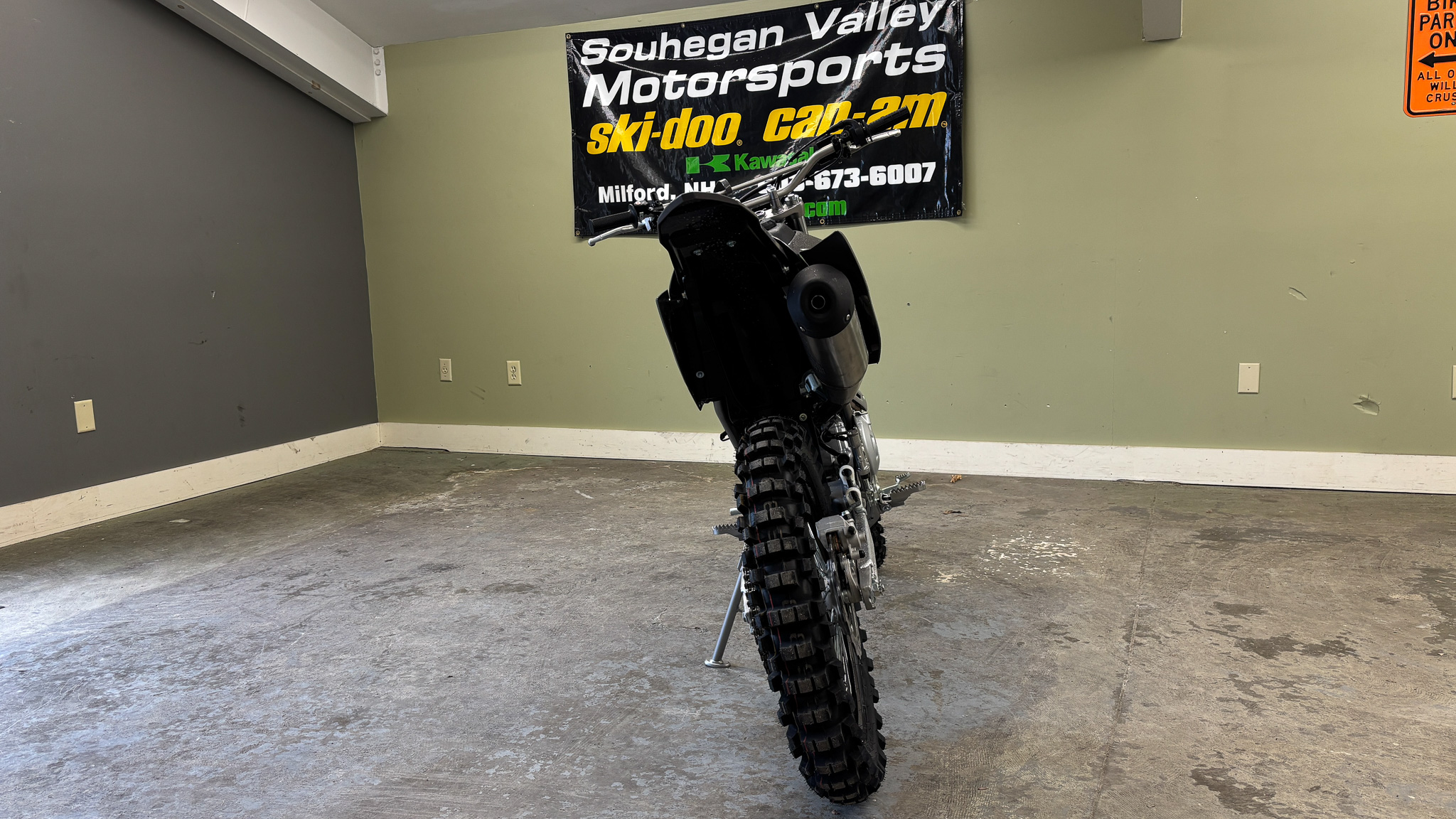 2025 Kawasaki KLX 230R S - Photo 4