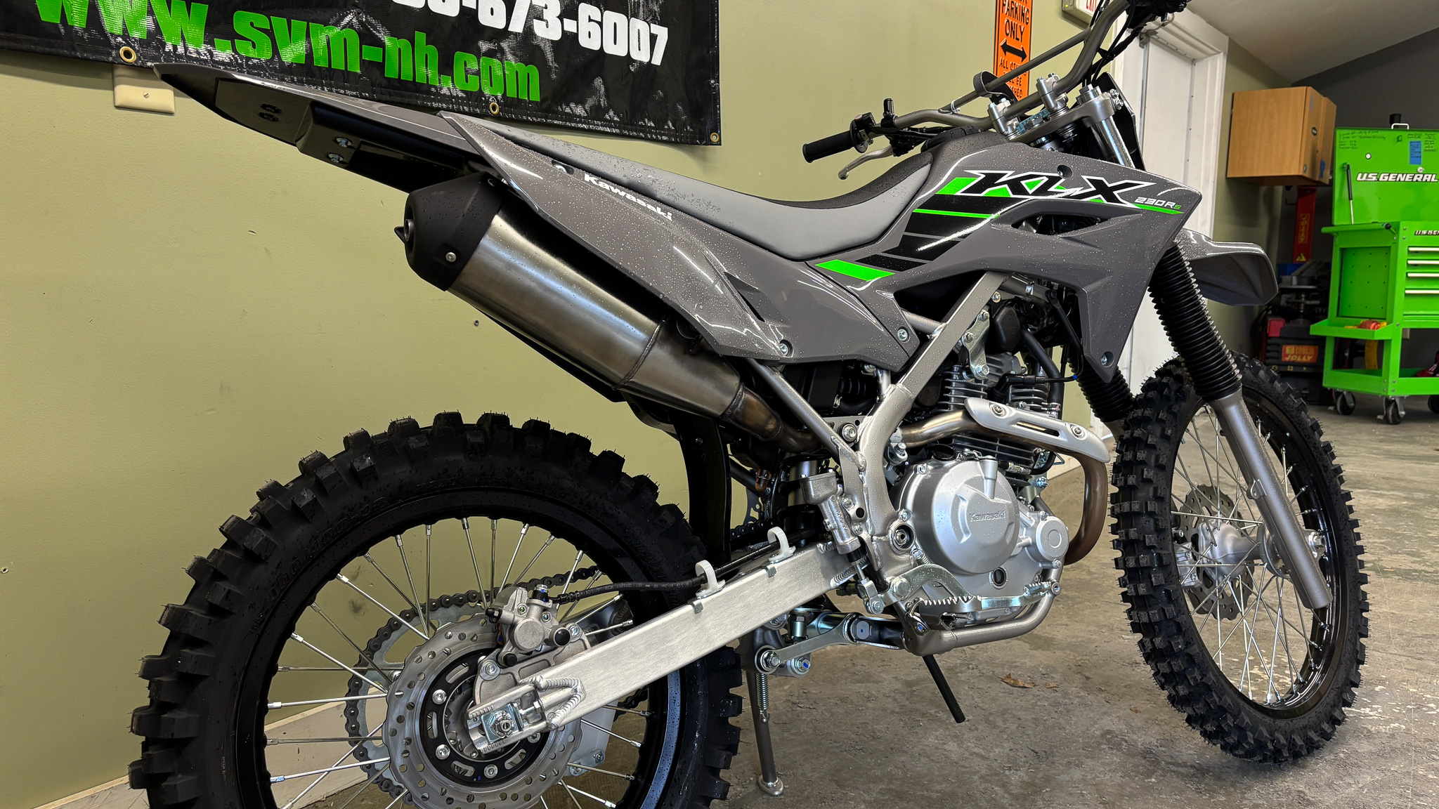 2025 Kawasaki KLX 230R S - Photo 11