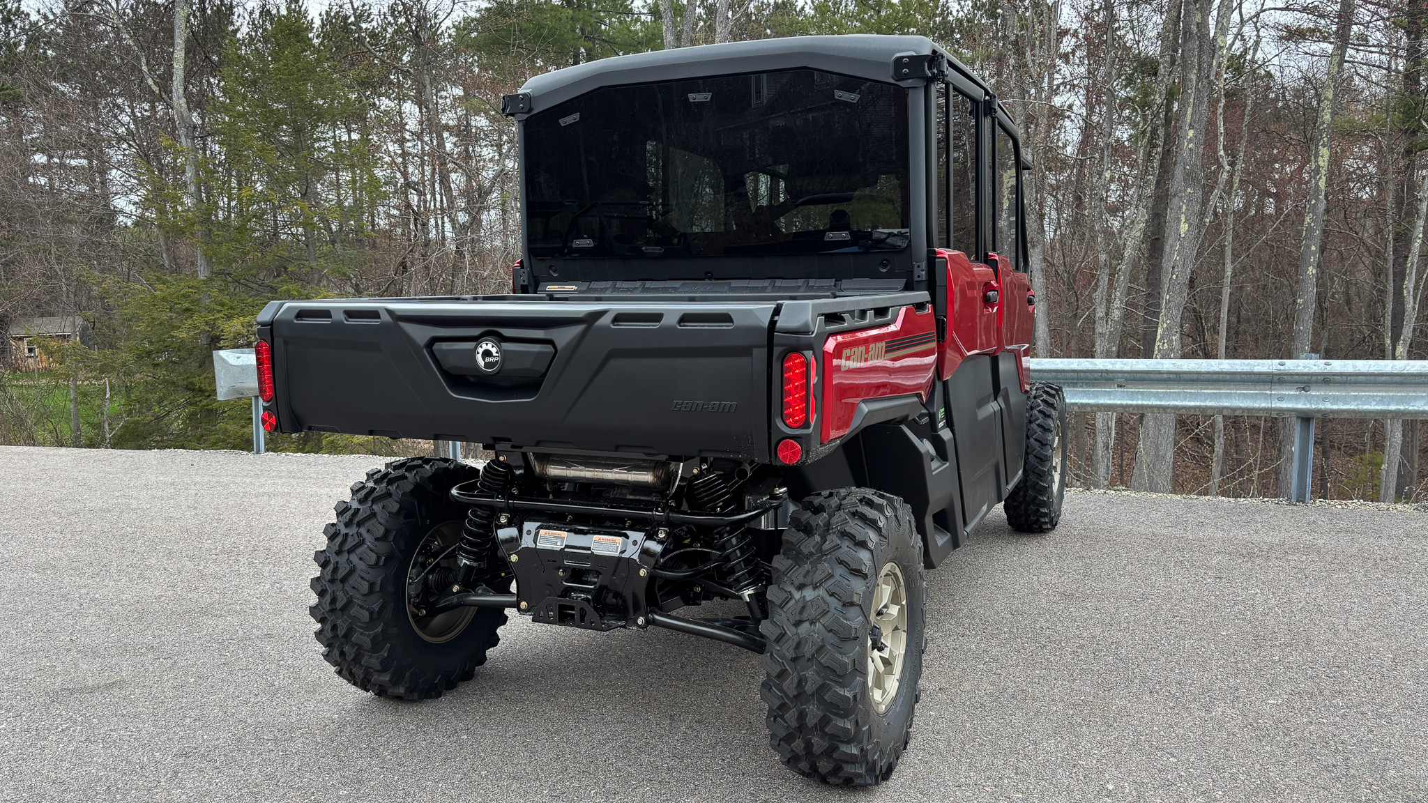 2025 Can-Am DEFENDER MAX LTD CAB HD10 - Photo 8