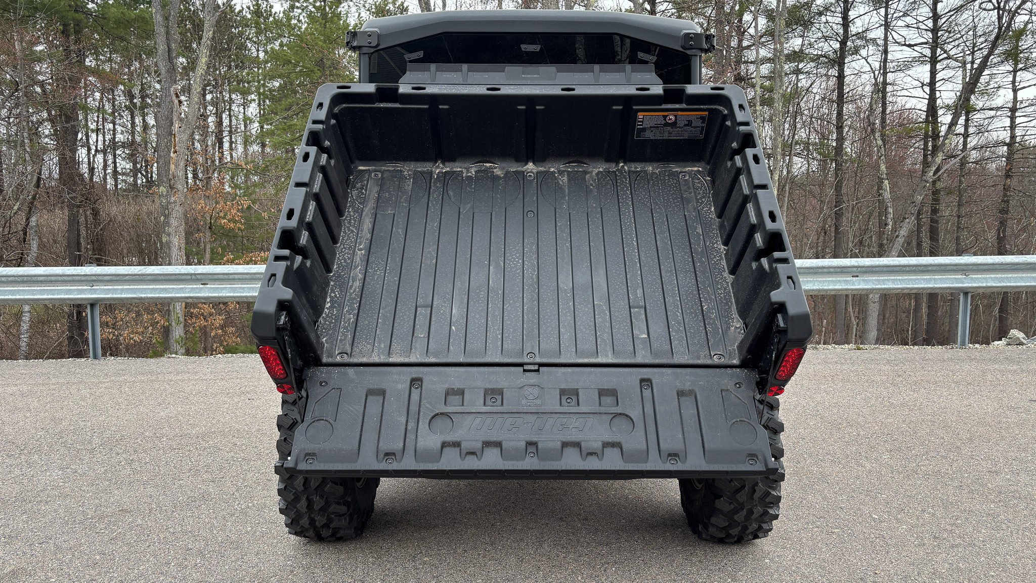 2025 Can-Am DEFENDER MAX LTD CAB HD10 - Photo 7