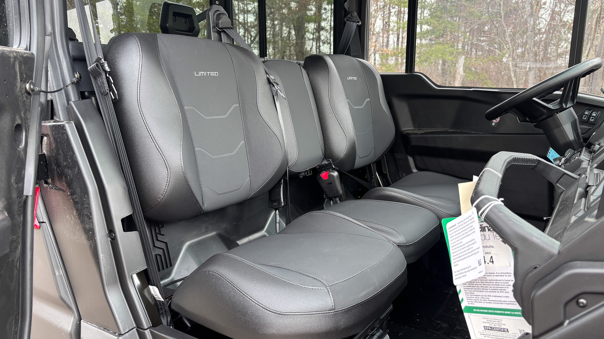 2025 Can-Am DEFENDER MAX LTD CAB HD10 - Photo 12